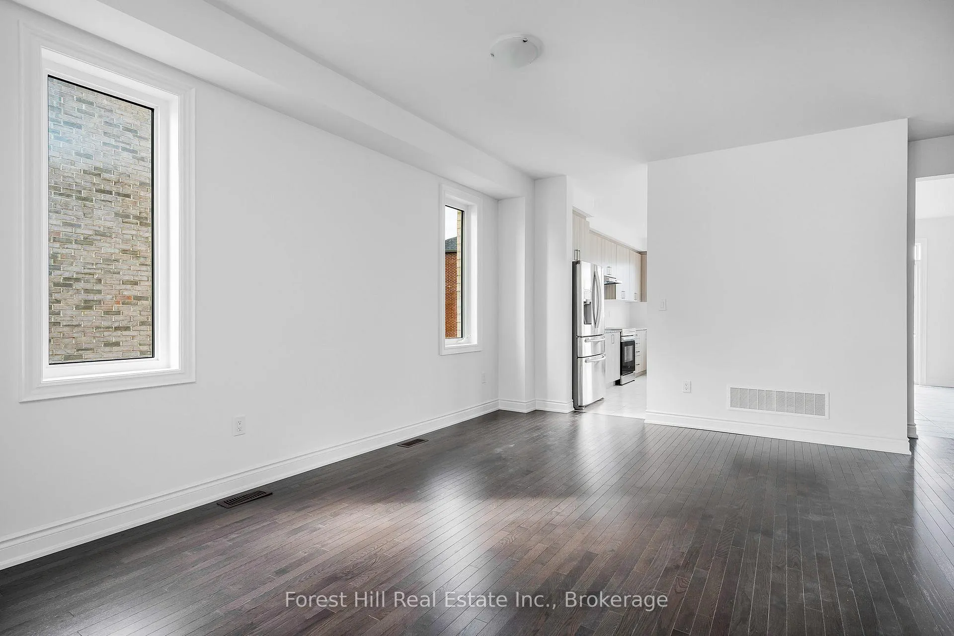Photo 4 of 67 Amber Drive, Wasaga Beach — HOMEH