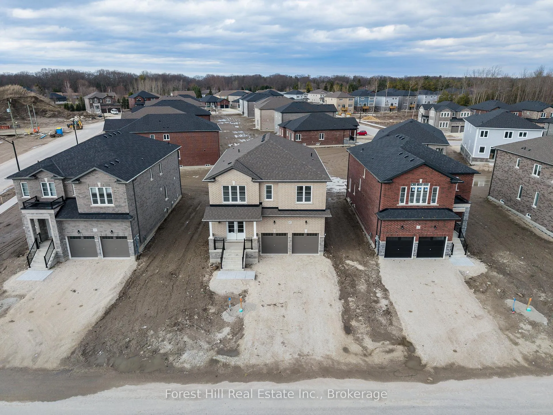 Photo 47 of 67 Amber Drive, Wasaga Beach — HOMEH