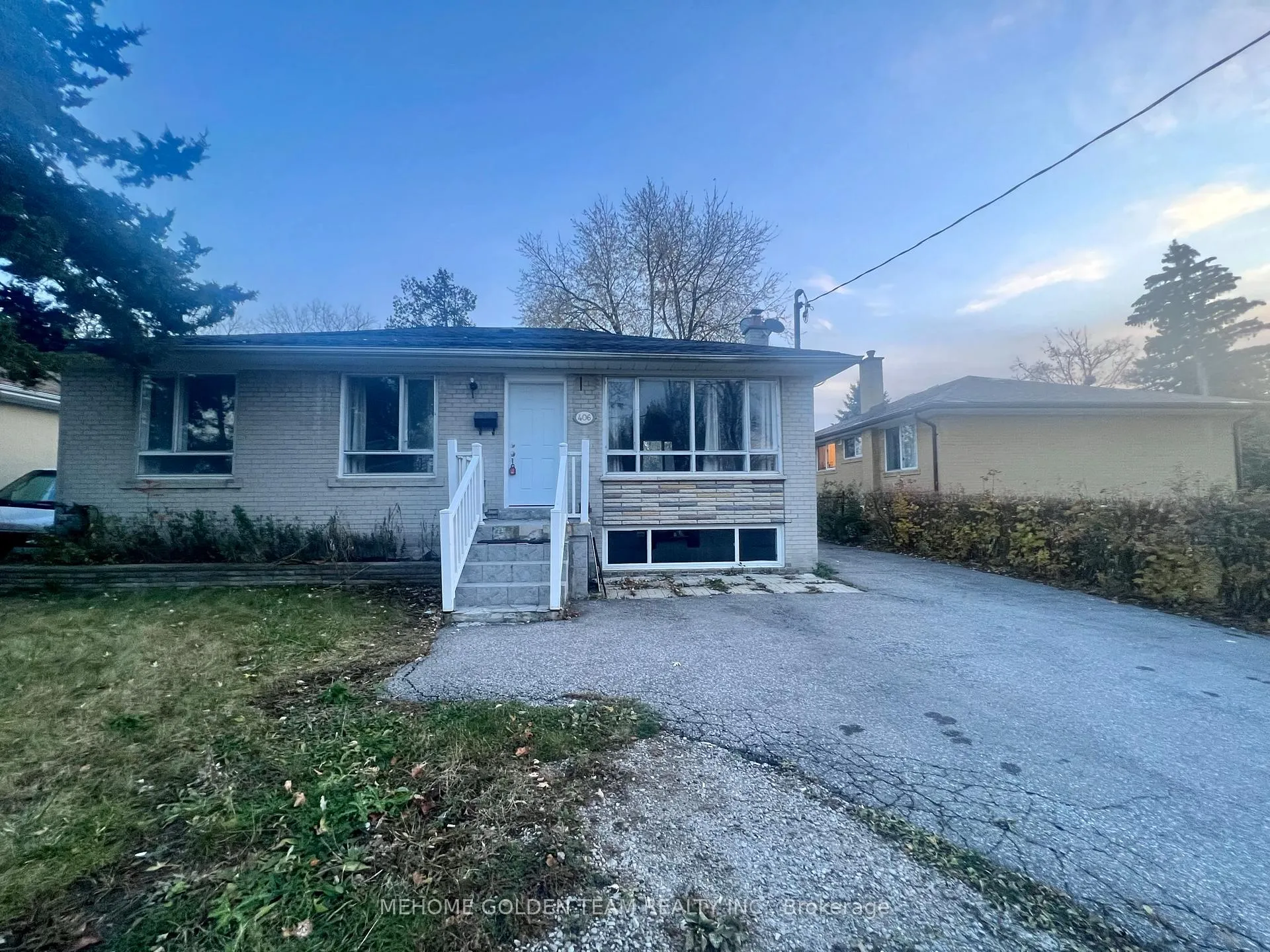 Photo 2 of Unit Main, 406 Becker Road, Richmond Hill, Crosby — HOMEH