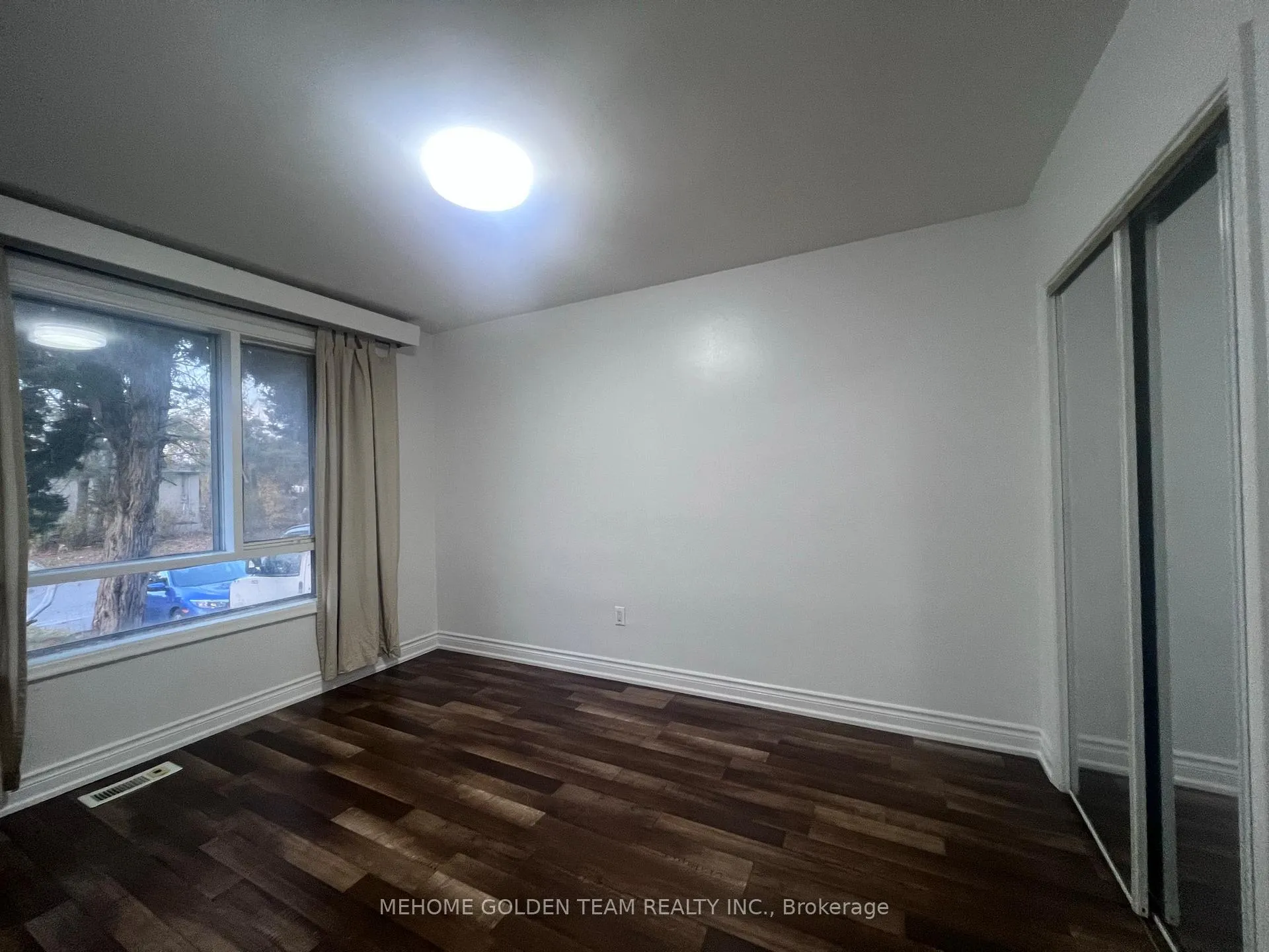 Photo 8 of Unit Main, 406 Becker Road, Richmond Hill, Crosby — HOMEH