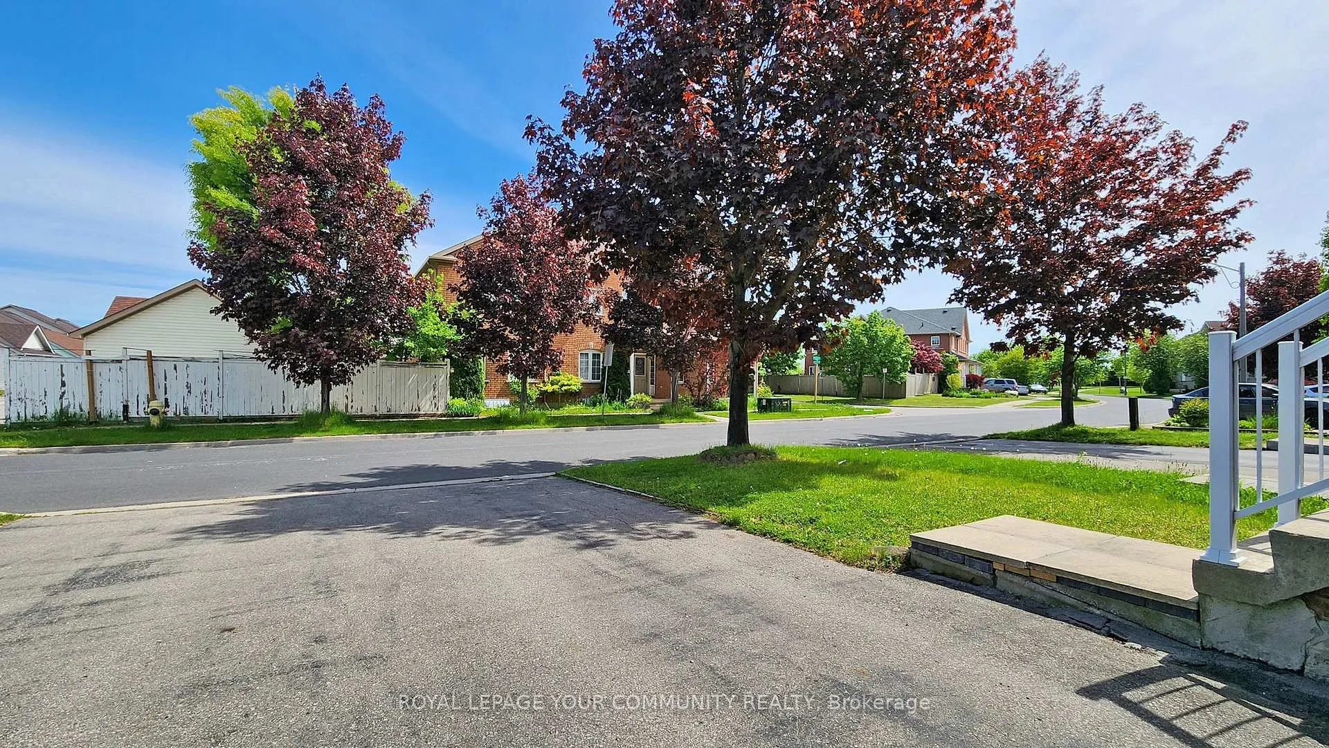 Photo 4 of 63 Bianca Drive, Markham, Village Green-South Unionville — HOMEH