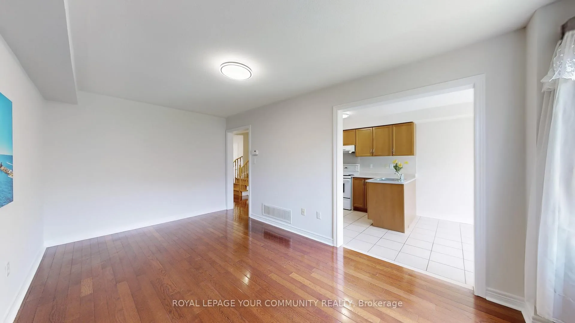 Photo 8 of 63 Bianca Drive, Markham, Village Green-South Unionville — HOMEH