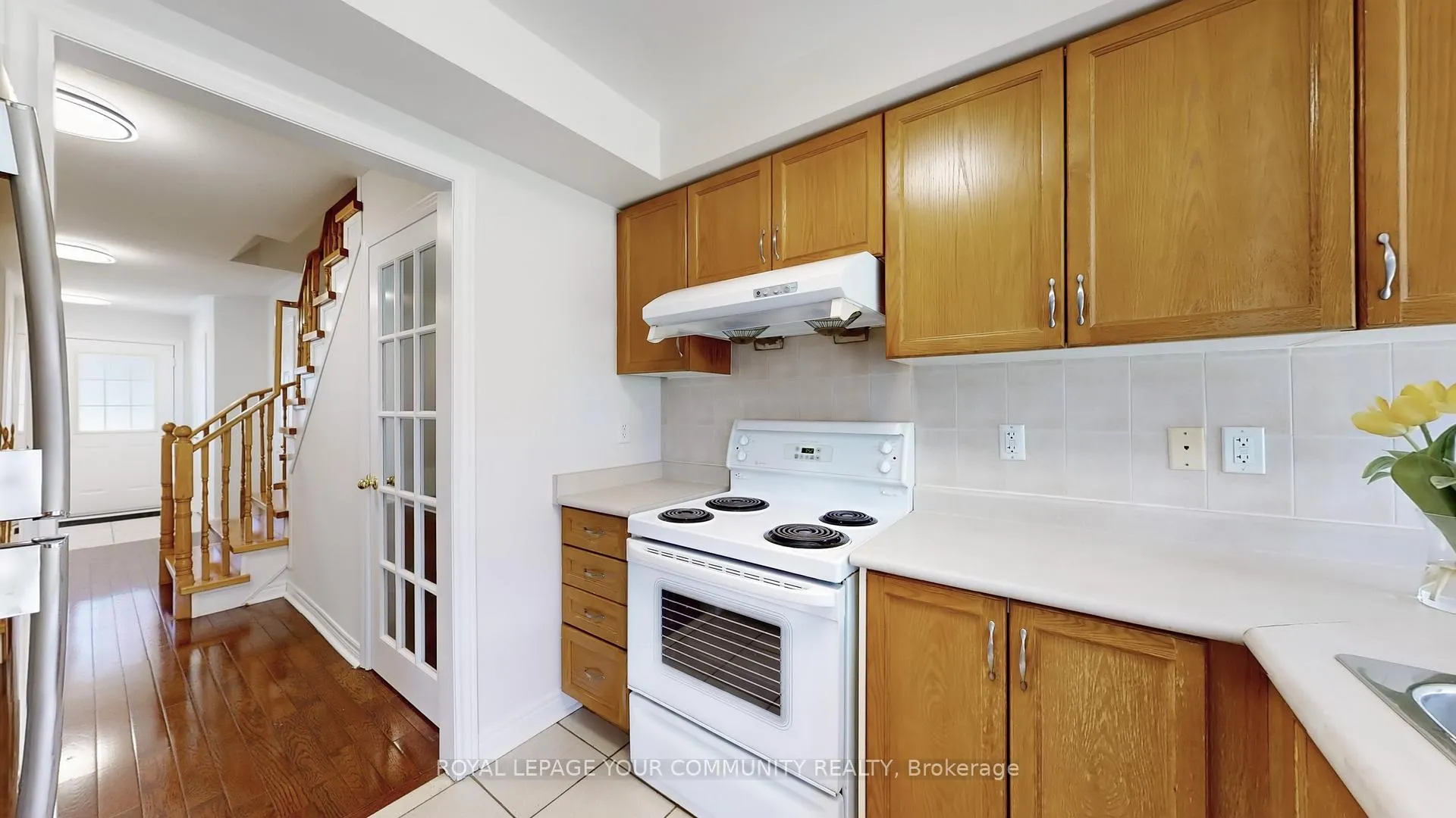Photo 14 of 63 Bianca Drive, Markham, Village Green-South Unionville — HOMEH