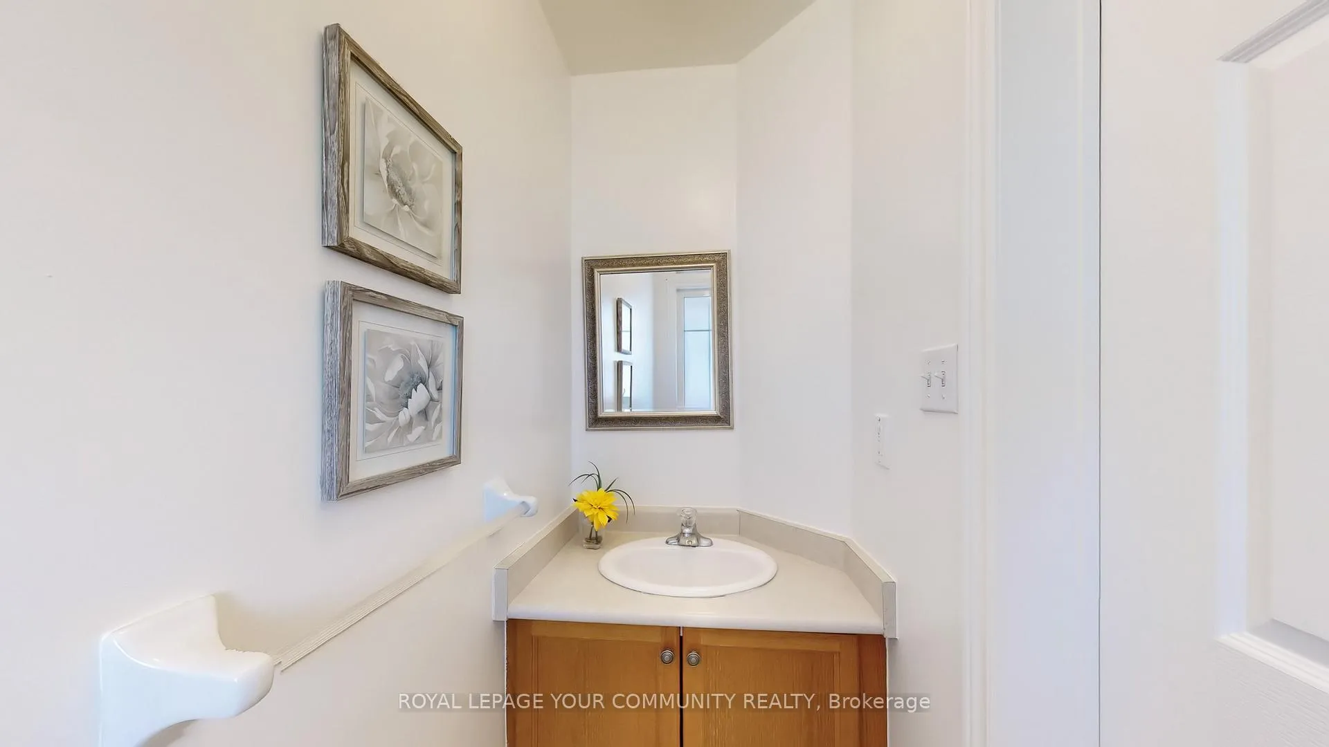 Photo 19 of 63 Bianca Drive, Markham, Village Green-South Unionville — HOMEH