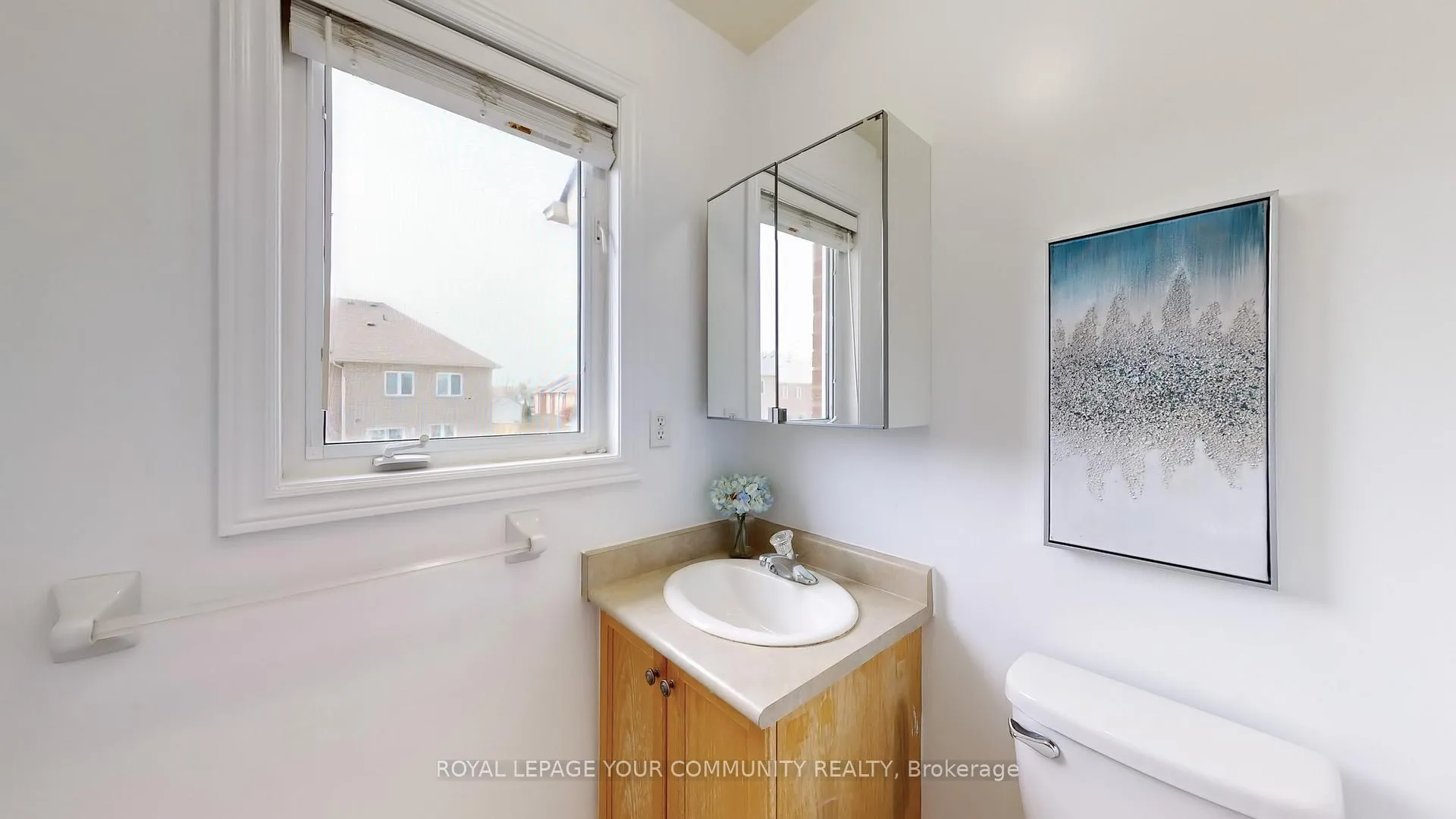 Photo 23 of 63 Bianca Drive, Markham, Village Green-South Unionville — HOMEH