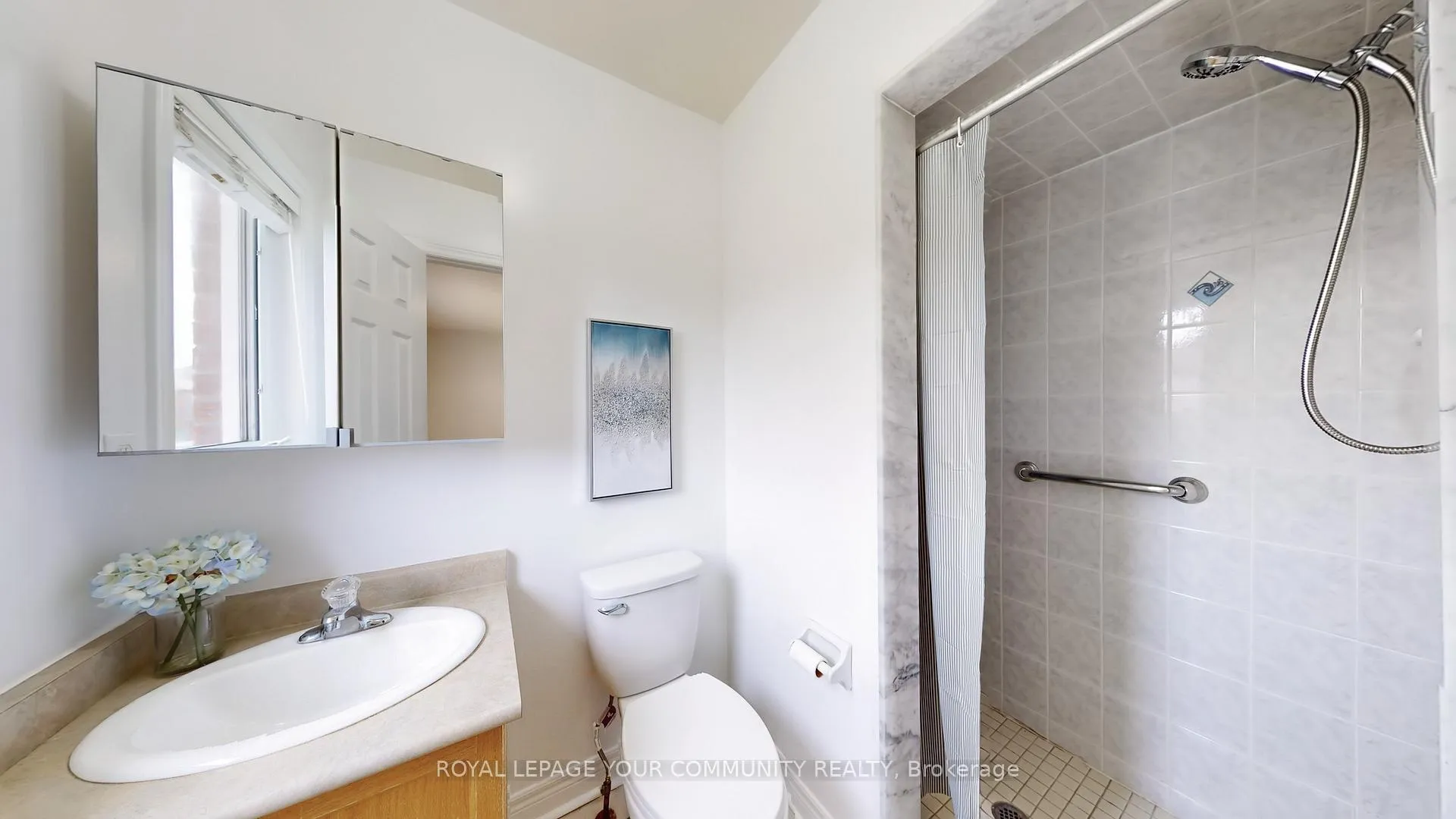 Photo 24 of 63 Bianca Drive, Markham, Village Green-South Unionville — HOMEH