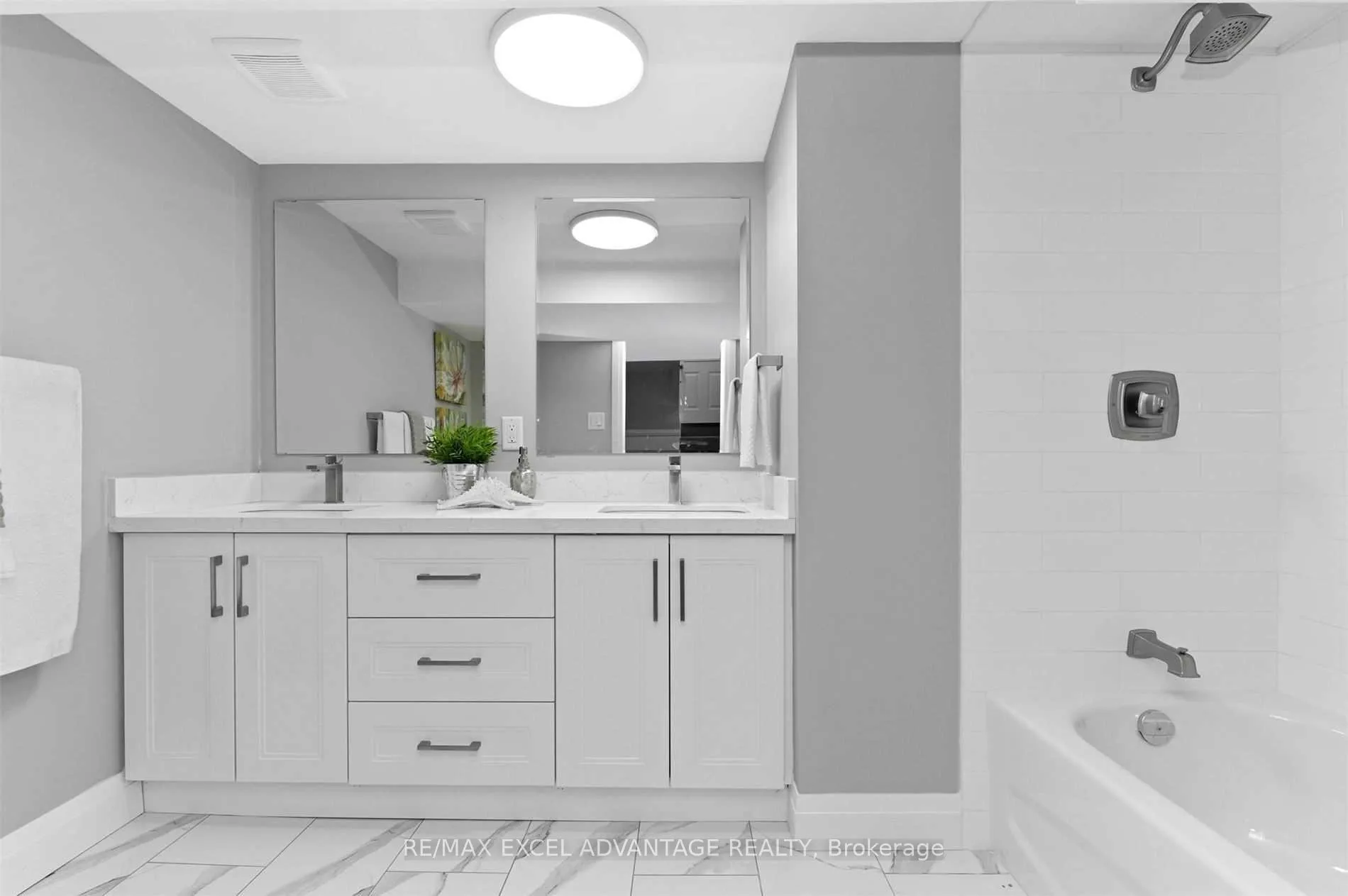 Photo 6 of Unit Lower, 502 Upper Sherman Avenue, Hamilton, Eastmount — HOMEH
