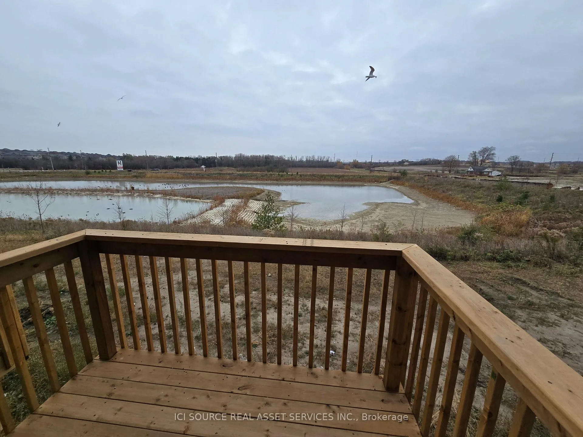 Photo 3 of 1203 Rexton Drive, Oshawa, Kedron — HOMEH