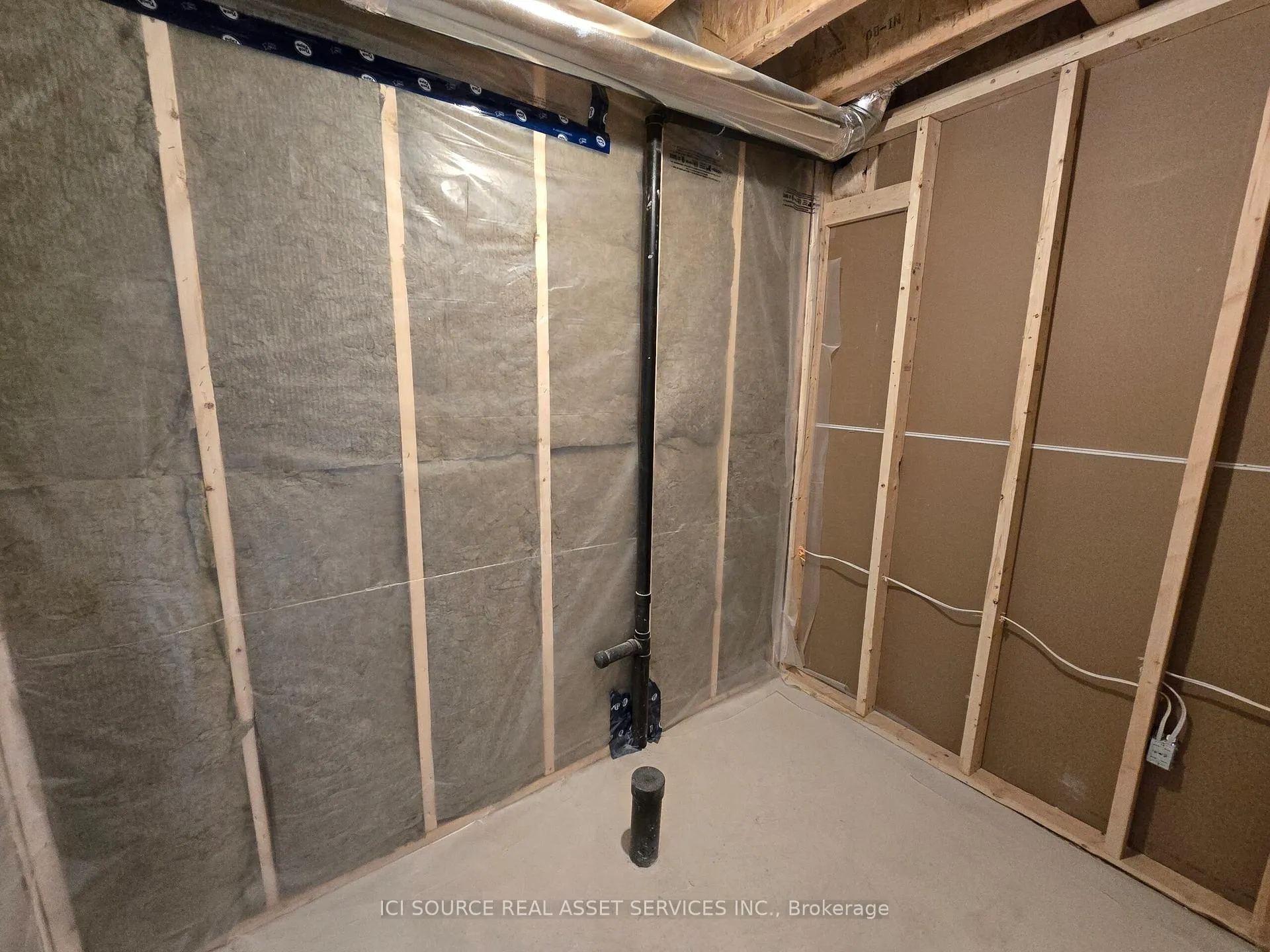 Photo 11 of 1203 Rexton Drive, Oshawa, Kedron — HOMEH