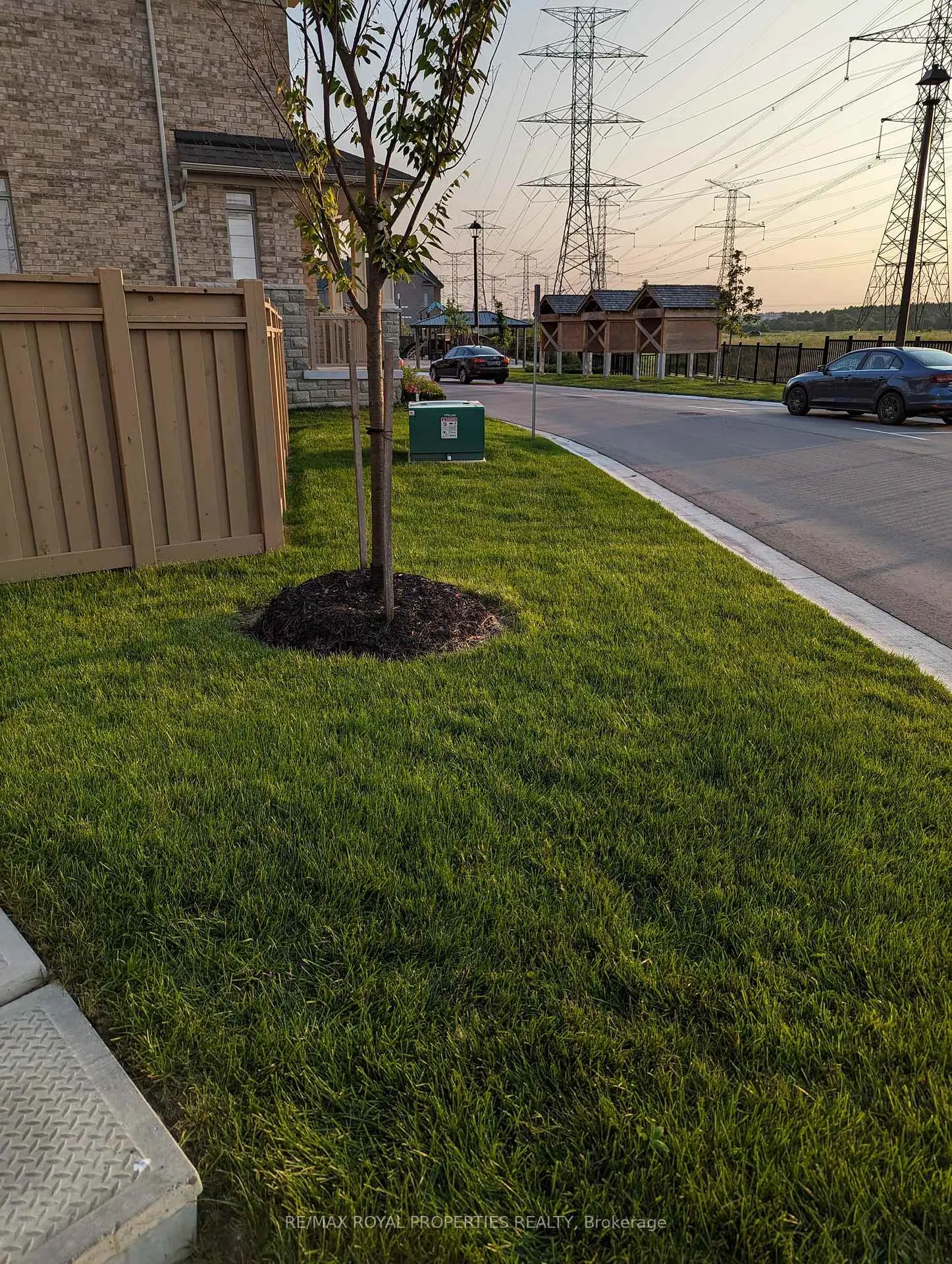 Photo 28 of 41 Cachia Lane, Ajax, Northwest Ajax — HOMEH