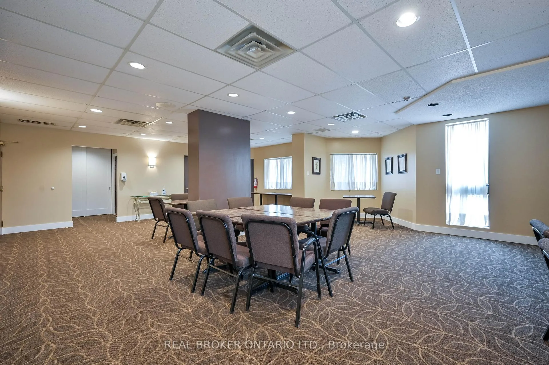 Photo 37 of Unit 101, 265 Westcourt Place, Waterloo — HOMEH