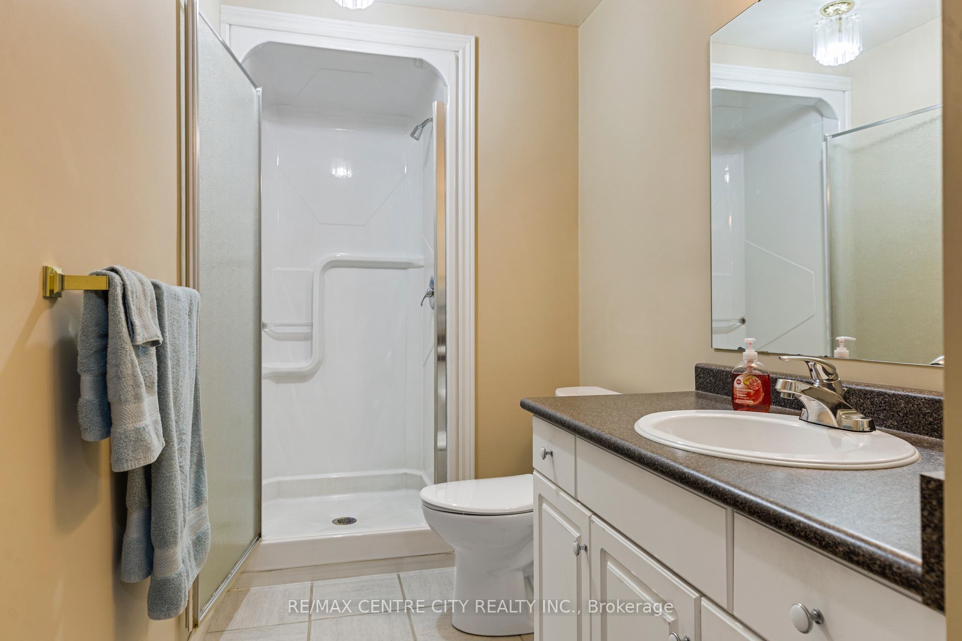 Photo 20 of 32 Symphony Court, Central Elgin, Lynhurst — HOMEH