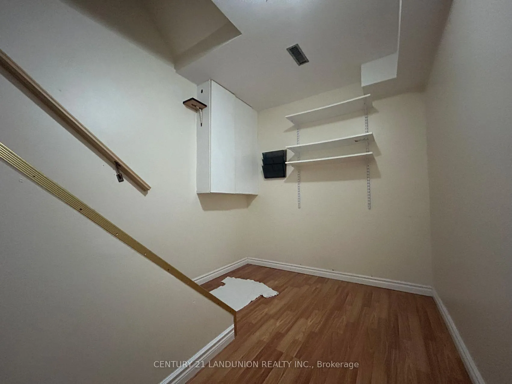 Photo 10 of 31 Miley Drive, Markham, Markville — HOMEH