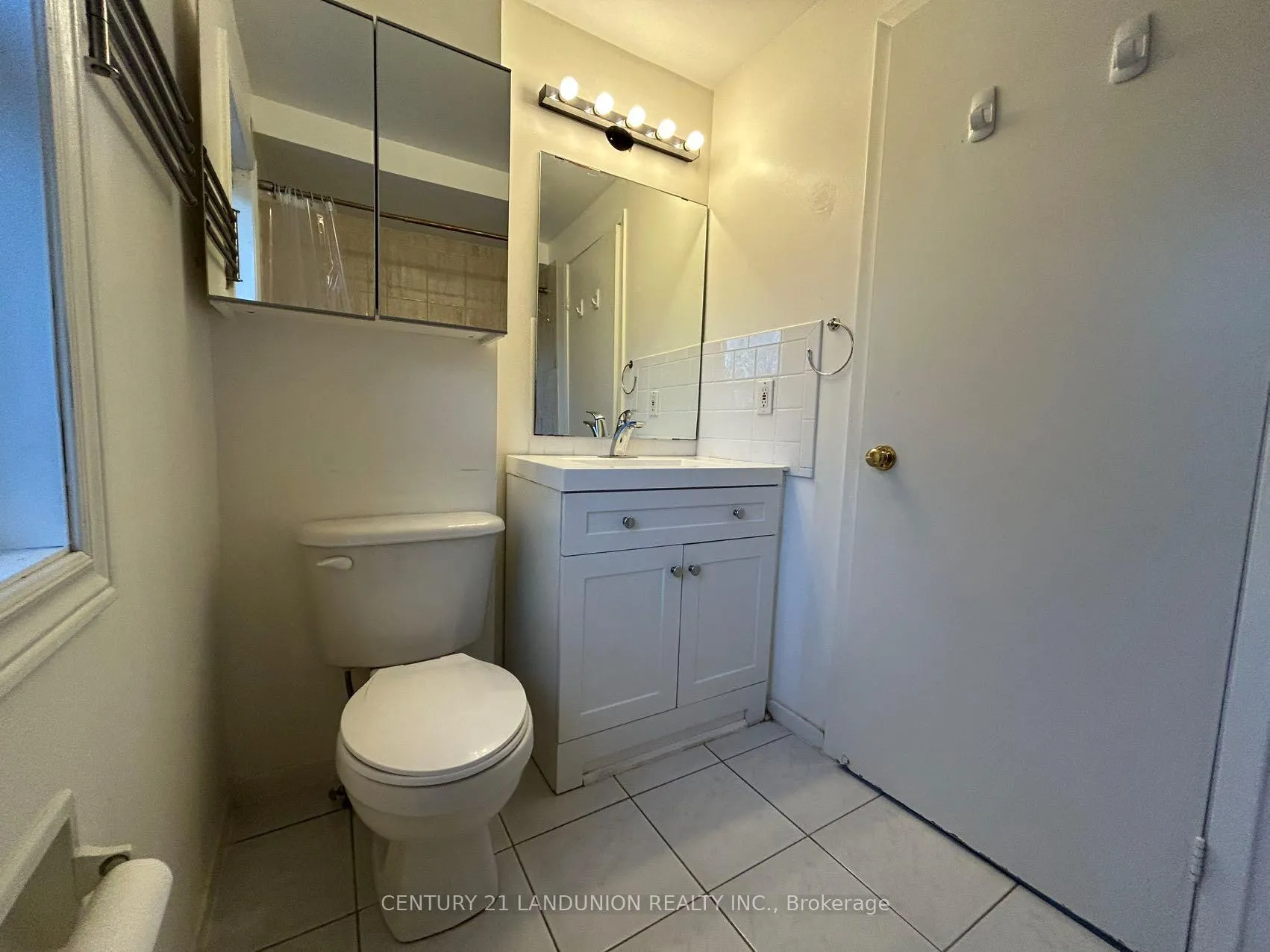 Photo 18 of 31 Miley Drive, Markham, Markville — HOMEH