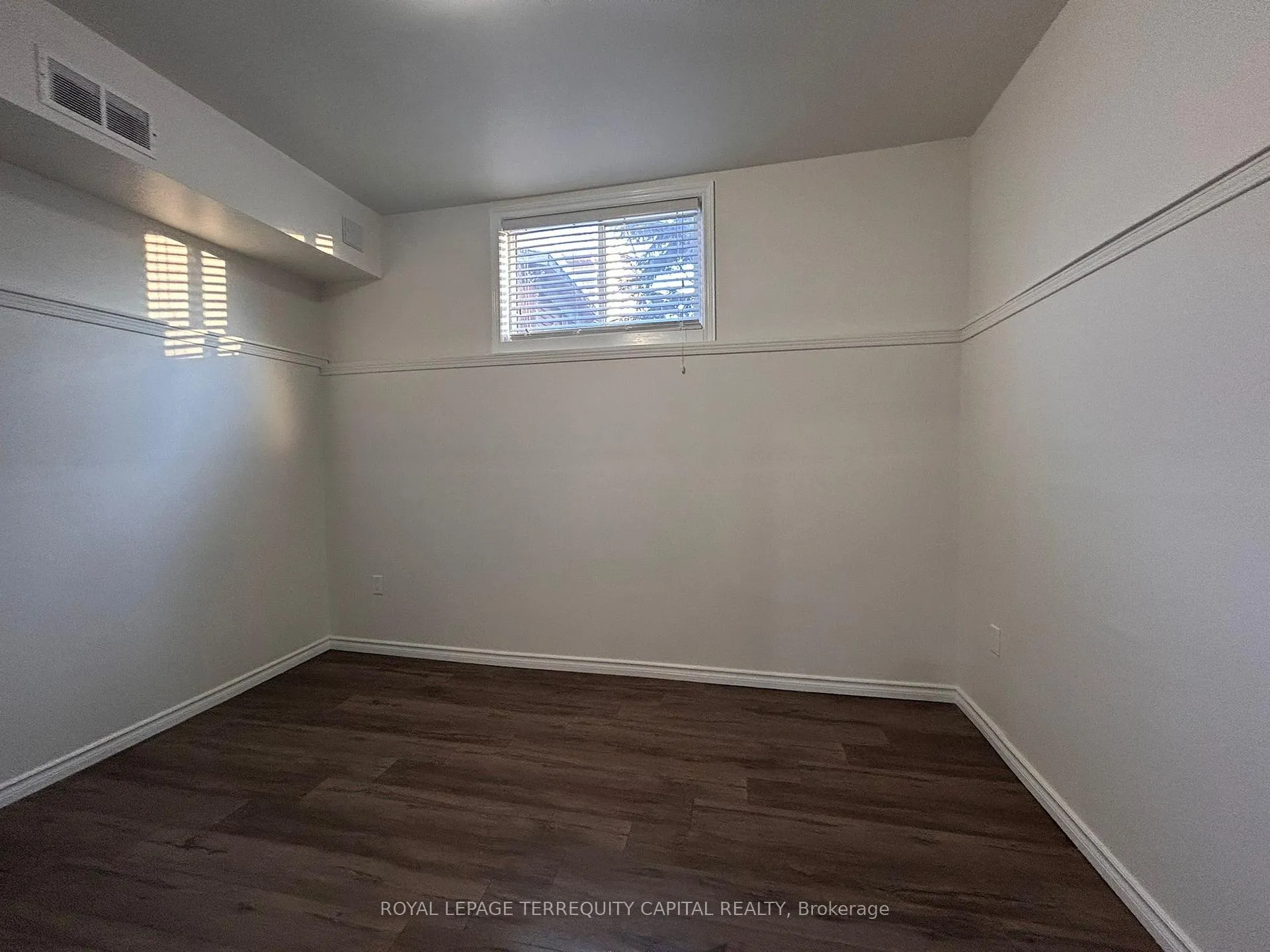 Photo 7 of Unit Lower, 77 Churchland Drive, Barrie, Holly — HOMEH