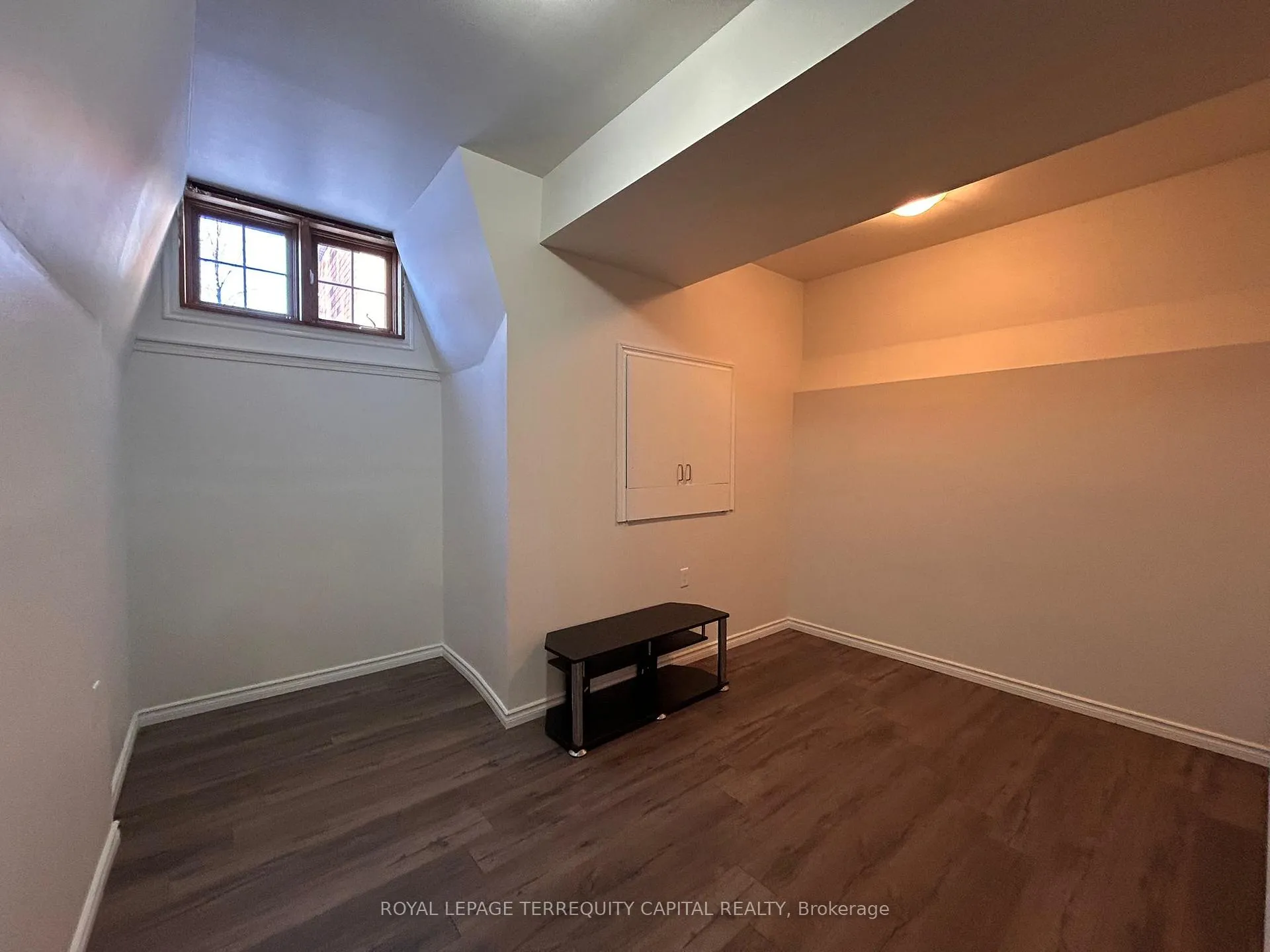 Photo 12 of Unit Lower, 77 Churchland Drive, Barrie, Holly — HOMEH