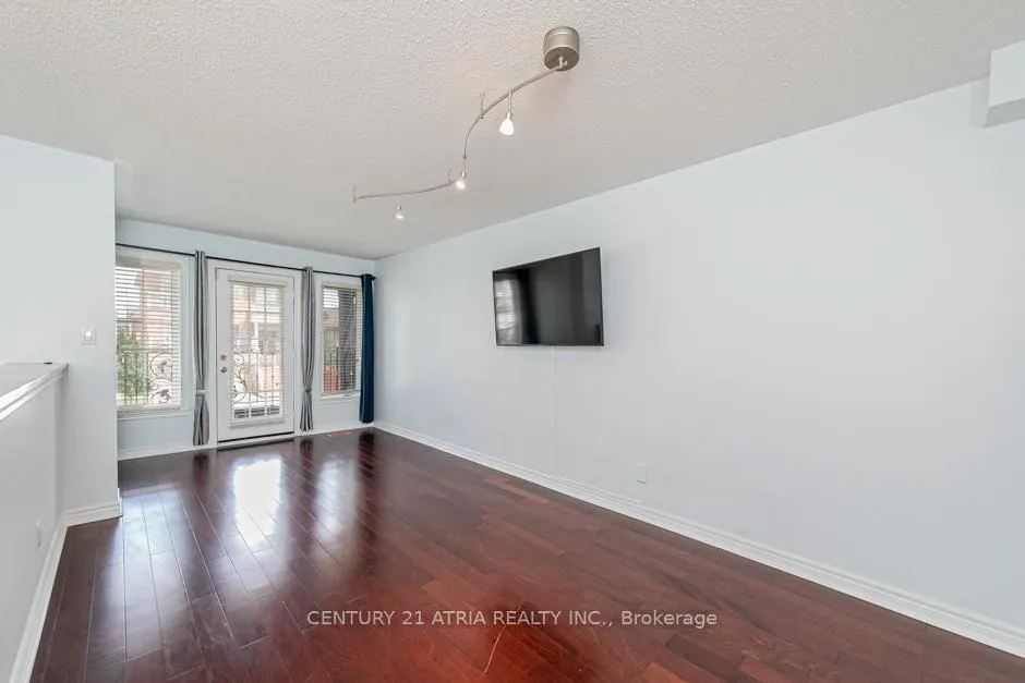 Photo 2 of 278 Treasure Road, Vaughan, Vellore Village — HOMEH