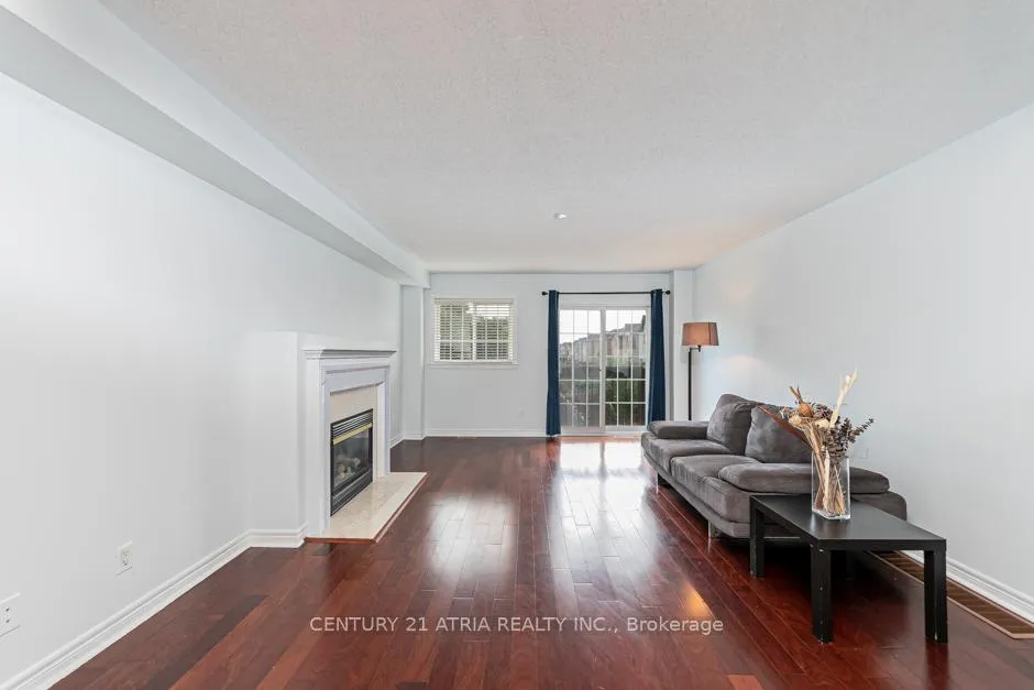 Photo 5 of 278 Treasure Road, Vaughan, Vellore Village — HOMEH