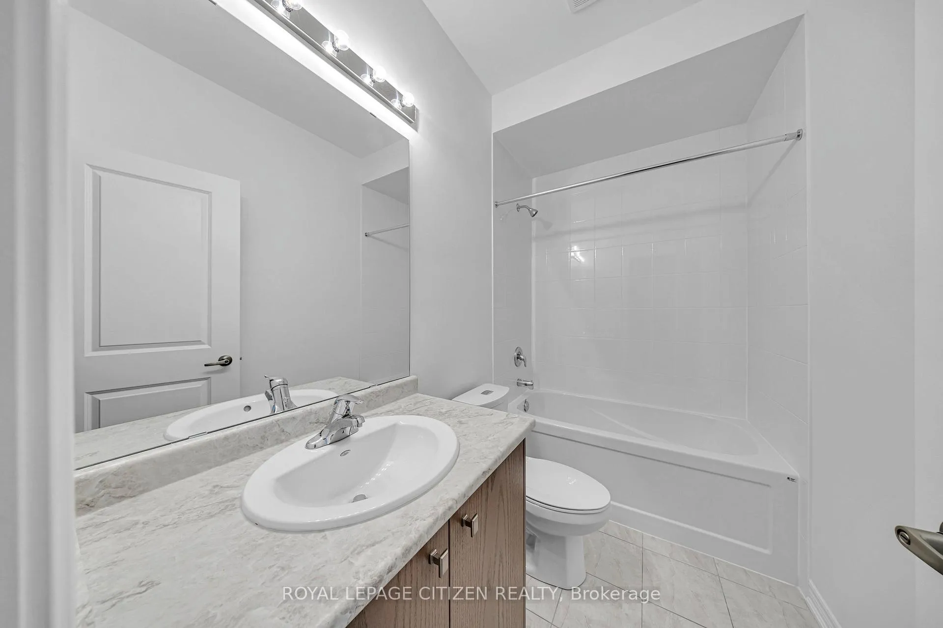 Photo 25 of 2916 Starlight Drive, Pickering, Rural Pickering — HOMEH