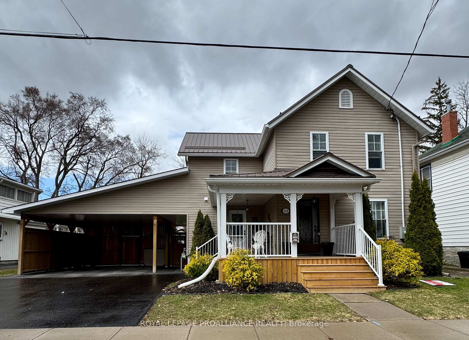 Photo 3 of 94 Chatham Street, Belleville, Belleville Ward — HOMEH