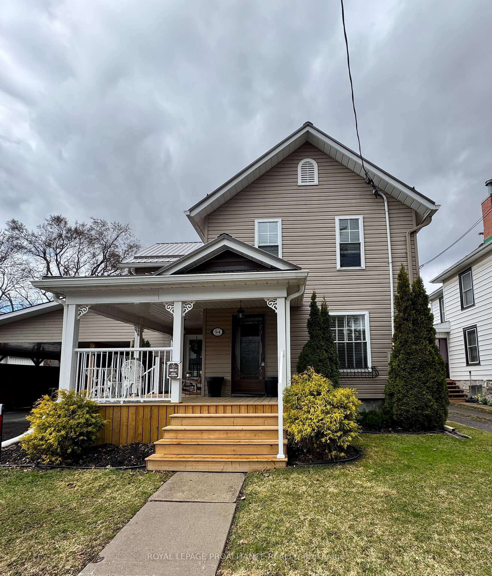 Photo 5 of 94 Chatham Street, Belleville, Belleville Ward — HOMEH