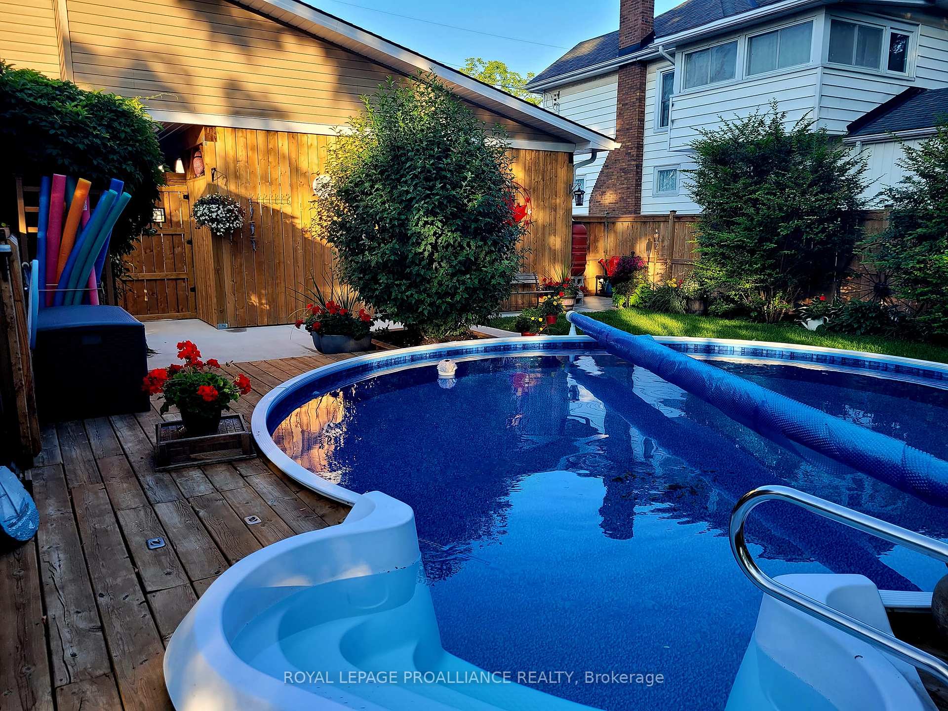 Photo 35 of 94 Chatham Street, Belleville, Belleville Ward — HOMEH