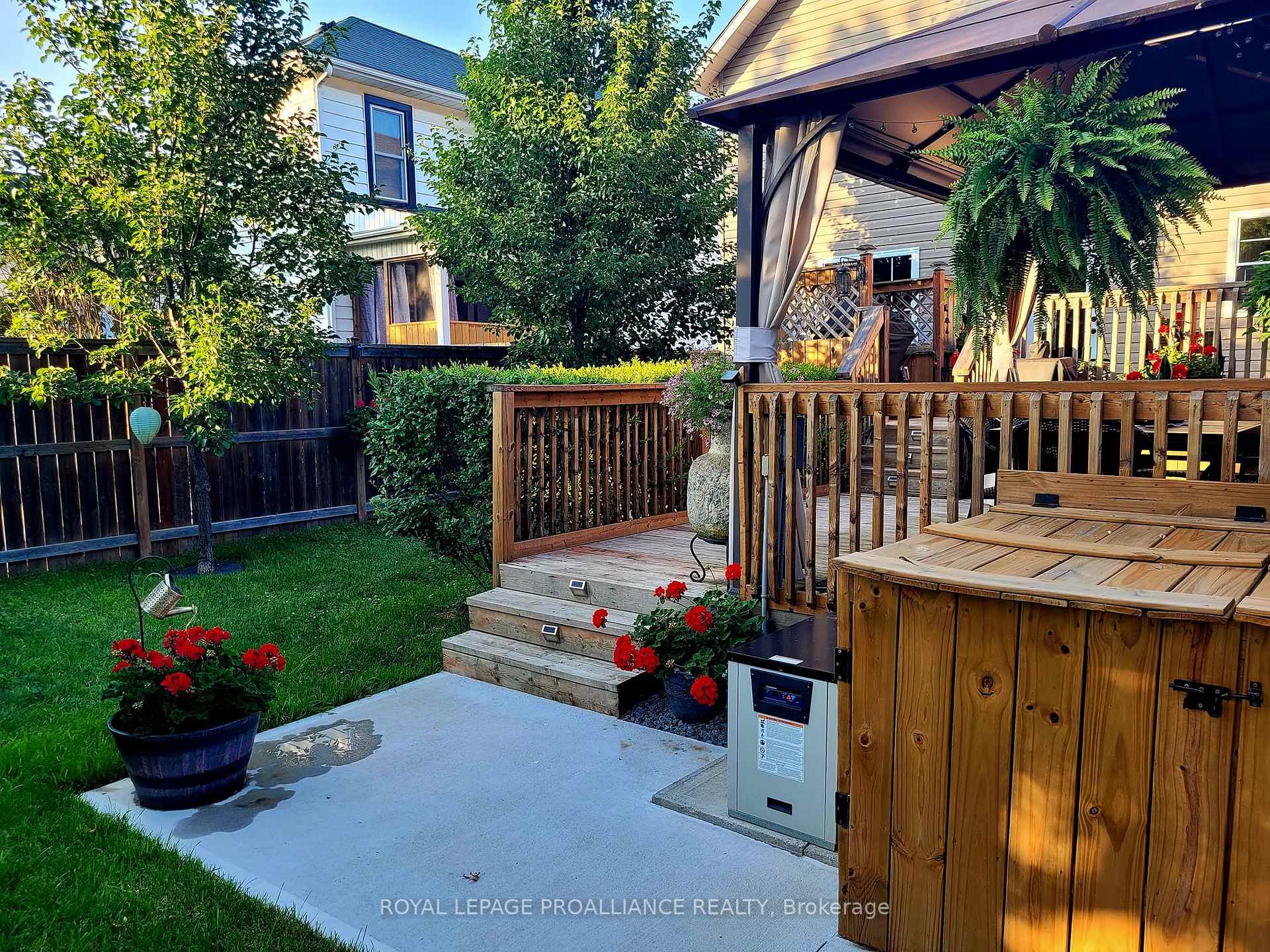 Photo 36 of 94 Chatham Street, Belleville, Belleville Ward — HOMEH