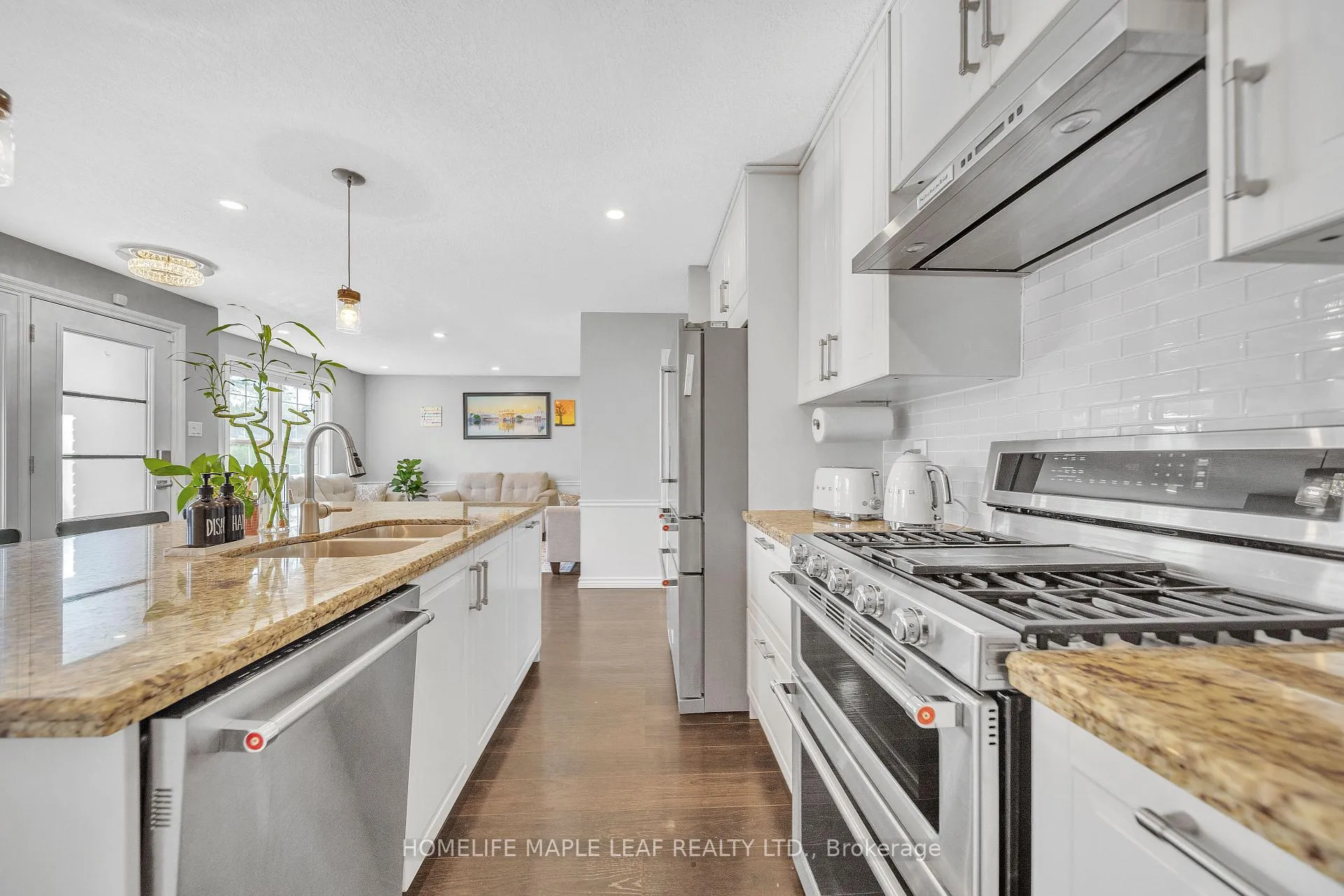 Photo 7 of 4 Lisa Court, Hamilton, Lawfield — HOMEH