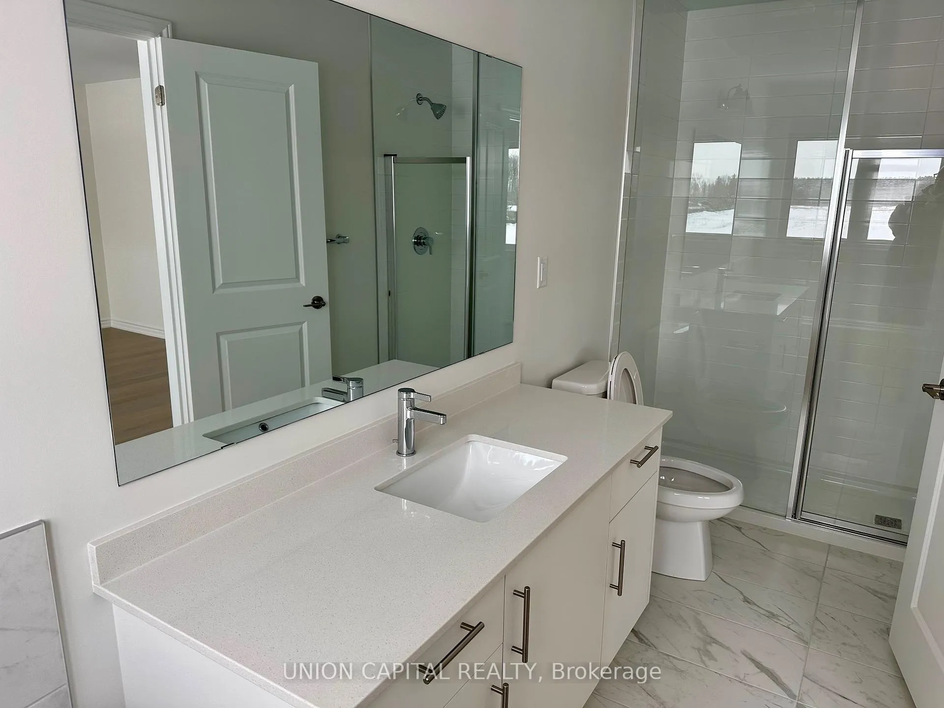 Photo 8 of 25 Greer Street, Barrie, Painswick South — HOMEH