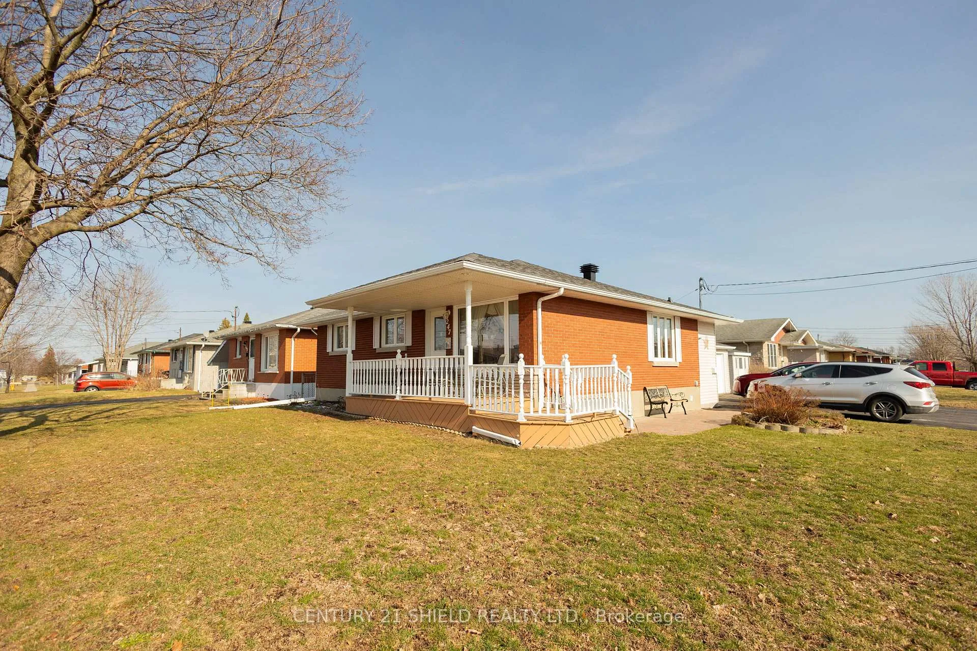 Photo 2 of 247 15th St. W Street, Cornwall — HOMEH