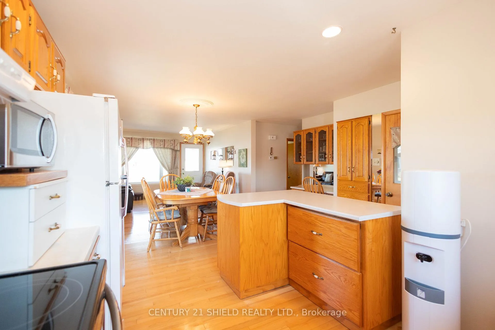 Photo 10 of 247 15th St. W Street, Cornwall — HOMEH