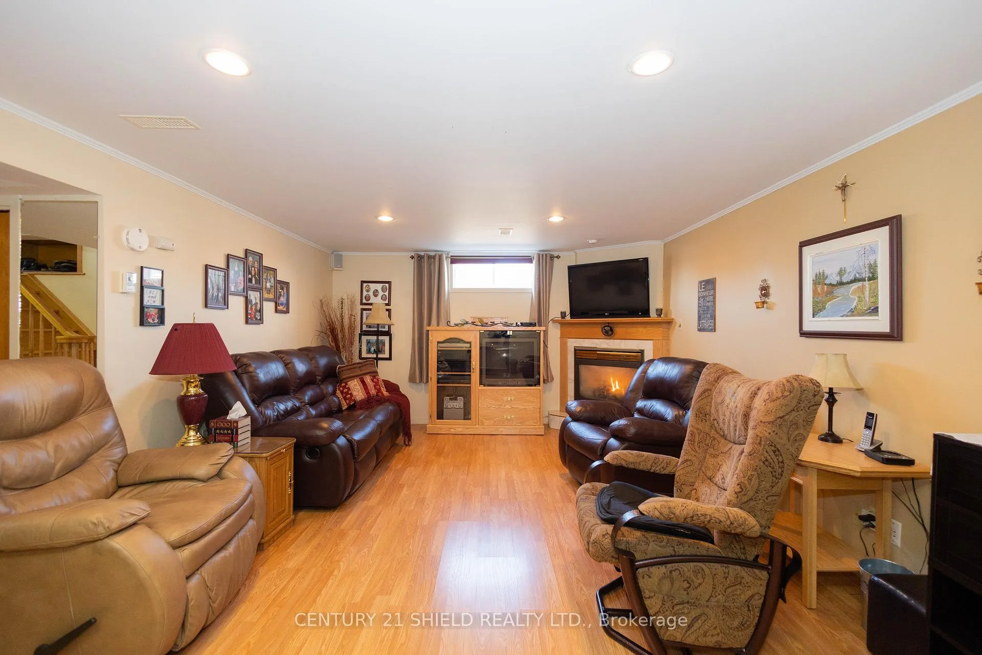 Photo 28 of 247 15th St. W Street, Cornwall — HOMEH