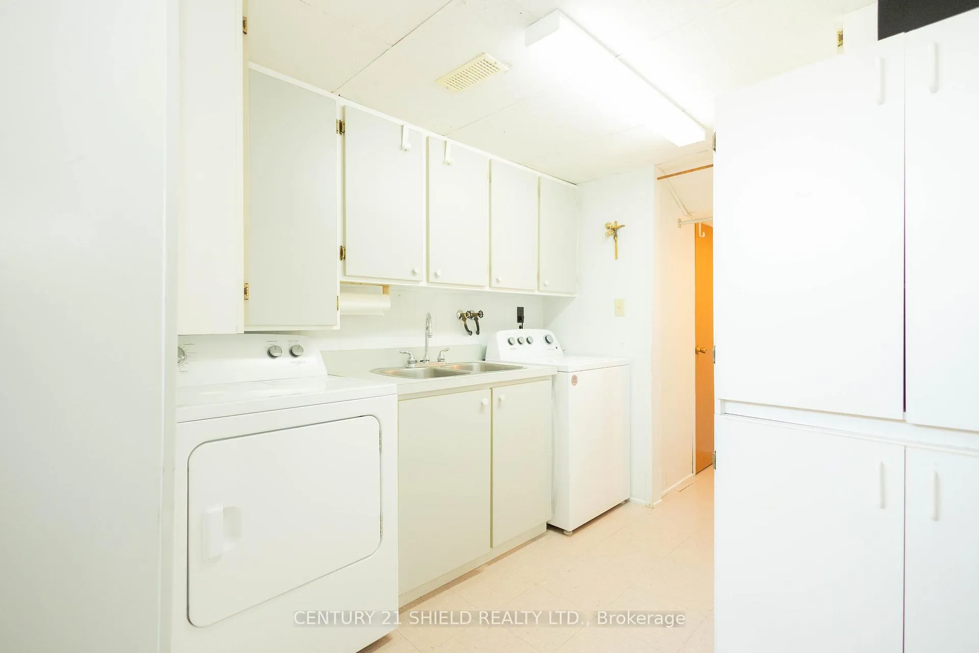 Photo 31 of 247 15th St. W Street, Cornwall — HOMEH