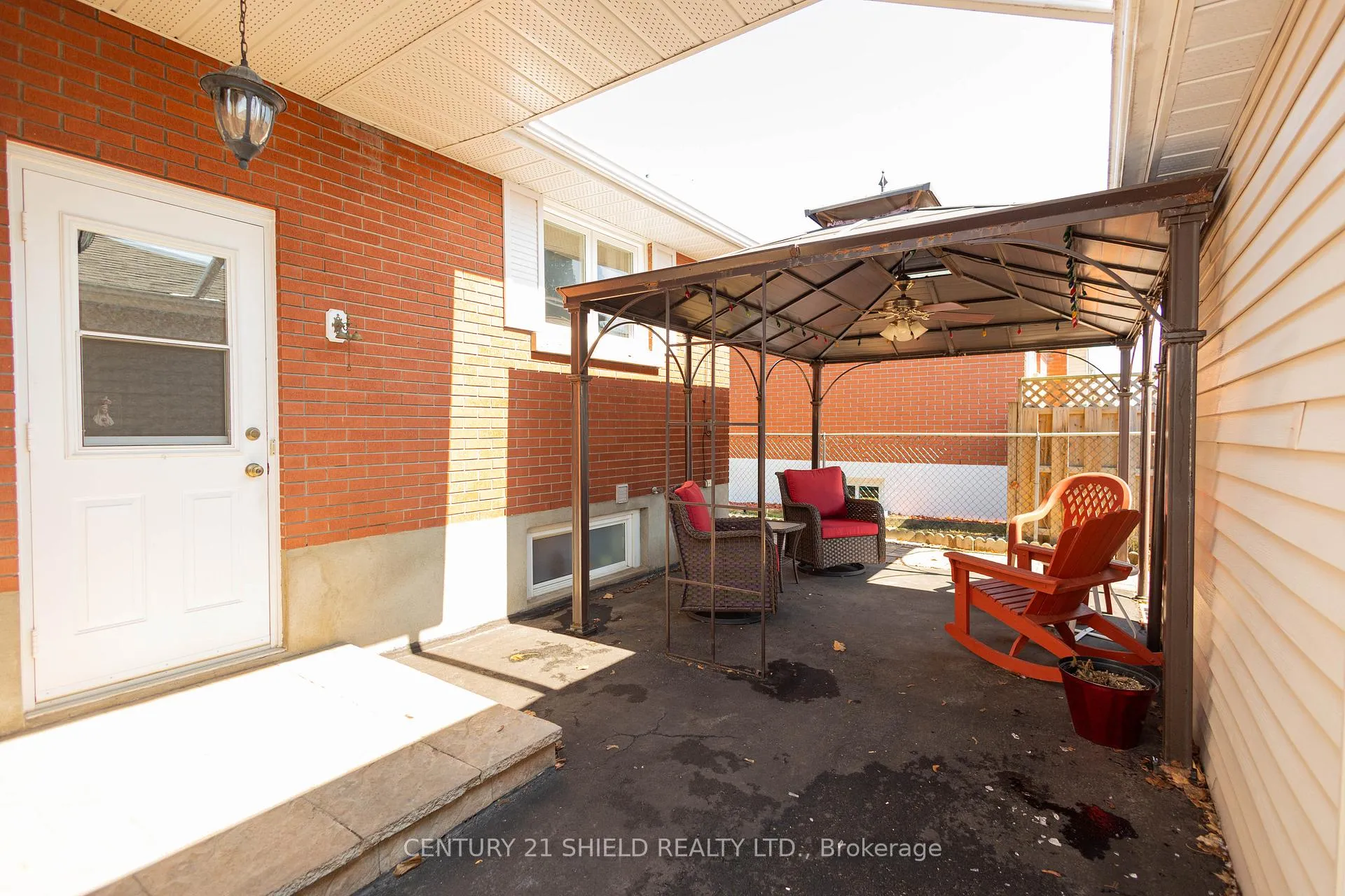 Photo 42 of 247 15th St. W Street, Cornwall — HOMEH