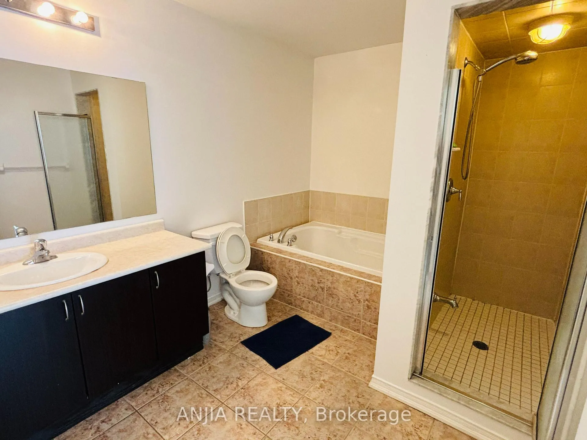 Photo 13 of 43 Aldonschool Court, Ajax, South East — HOMEH