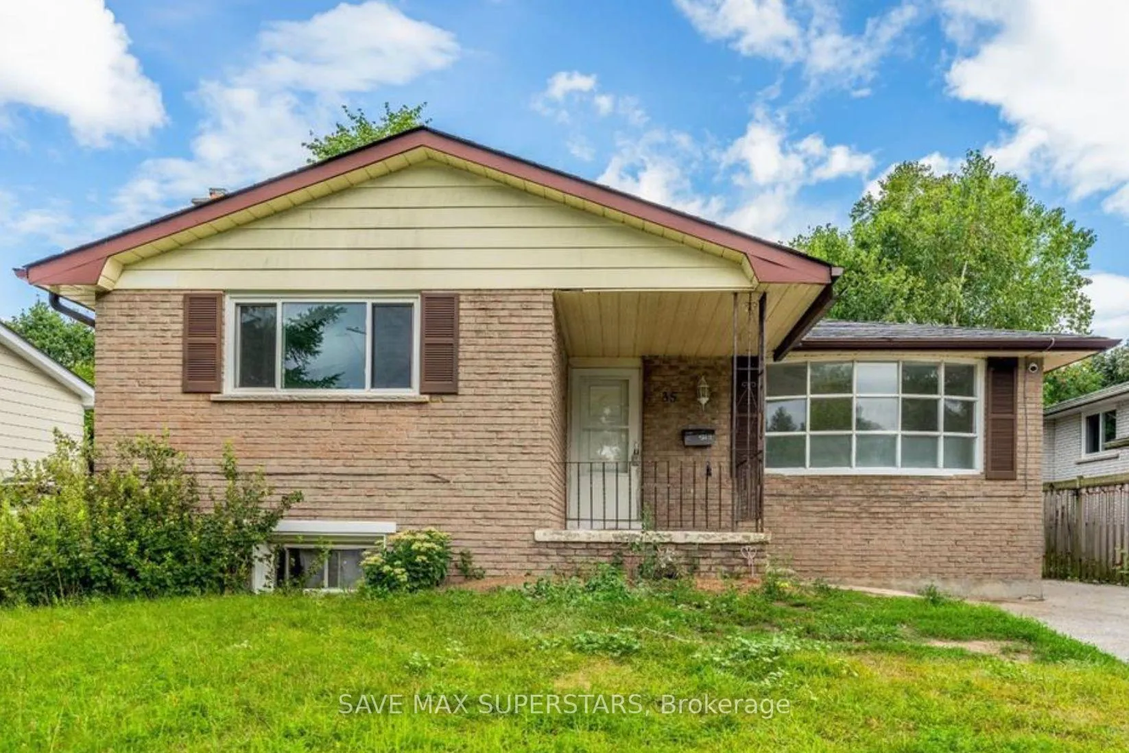 Front of Unit Upper, 35 Bernick Drive