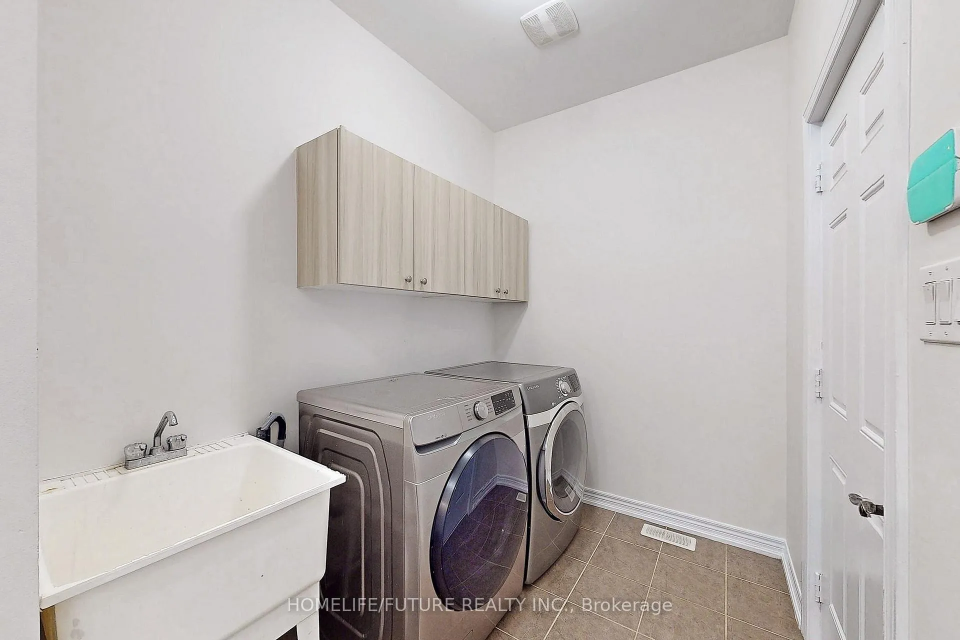 Photo 10 of 60 Hammersly Boulevard, Markham, Wismer — HOMEH