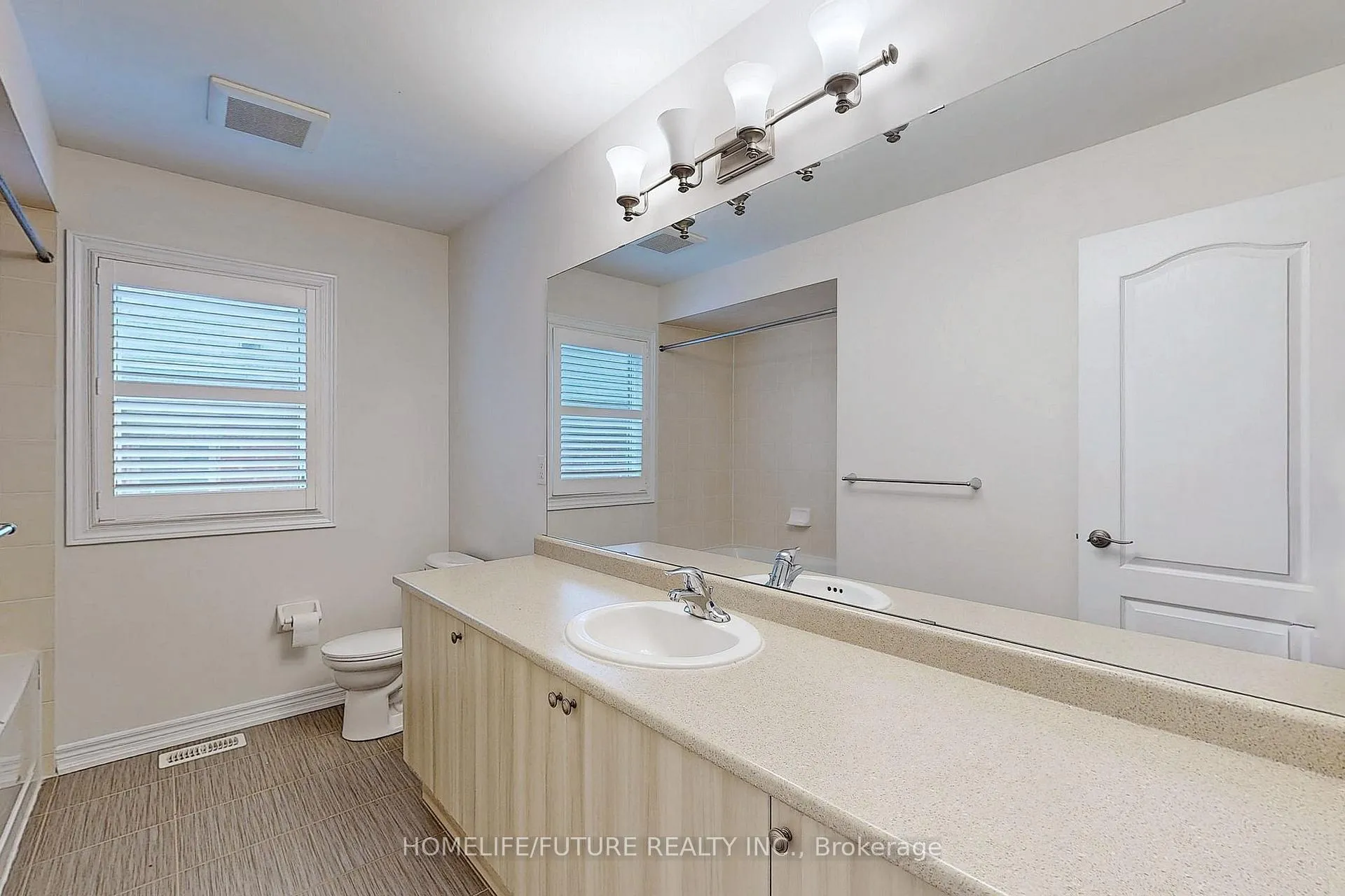 Photo 28 of 60 Hammersly Boulevard, Markham, Wismer — HOMEH