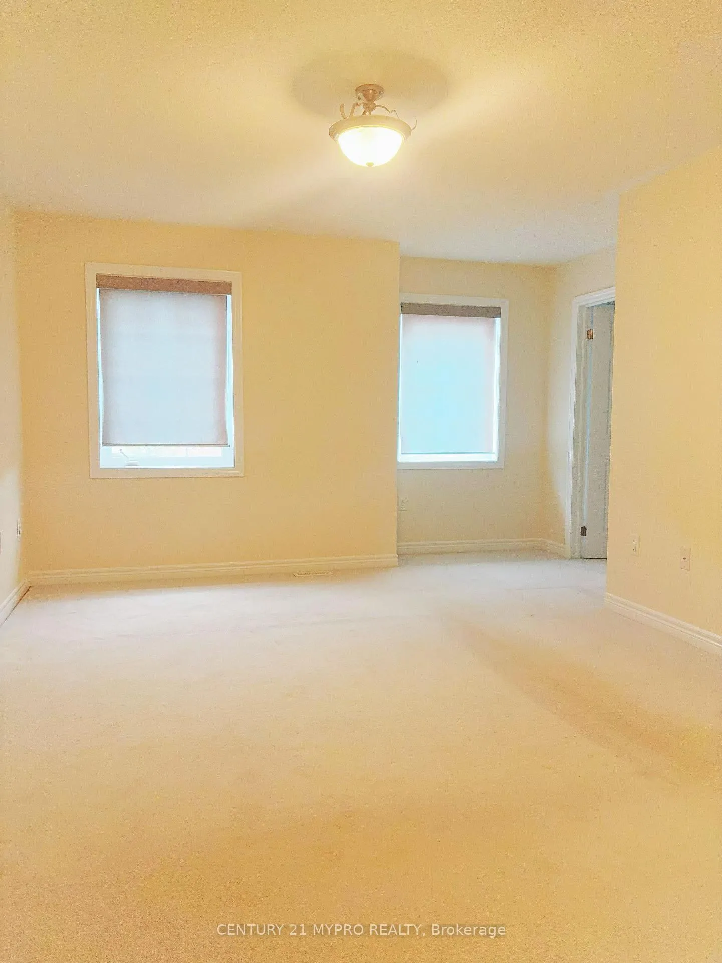 Photo 9 of 111 Staglin Court, Markham, Cathedraltown — HOMEH