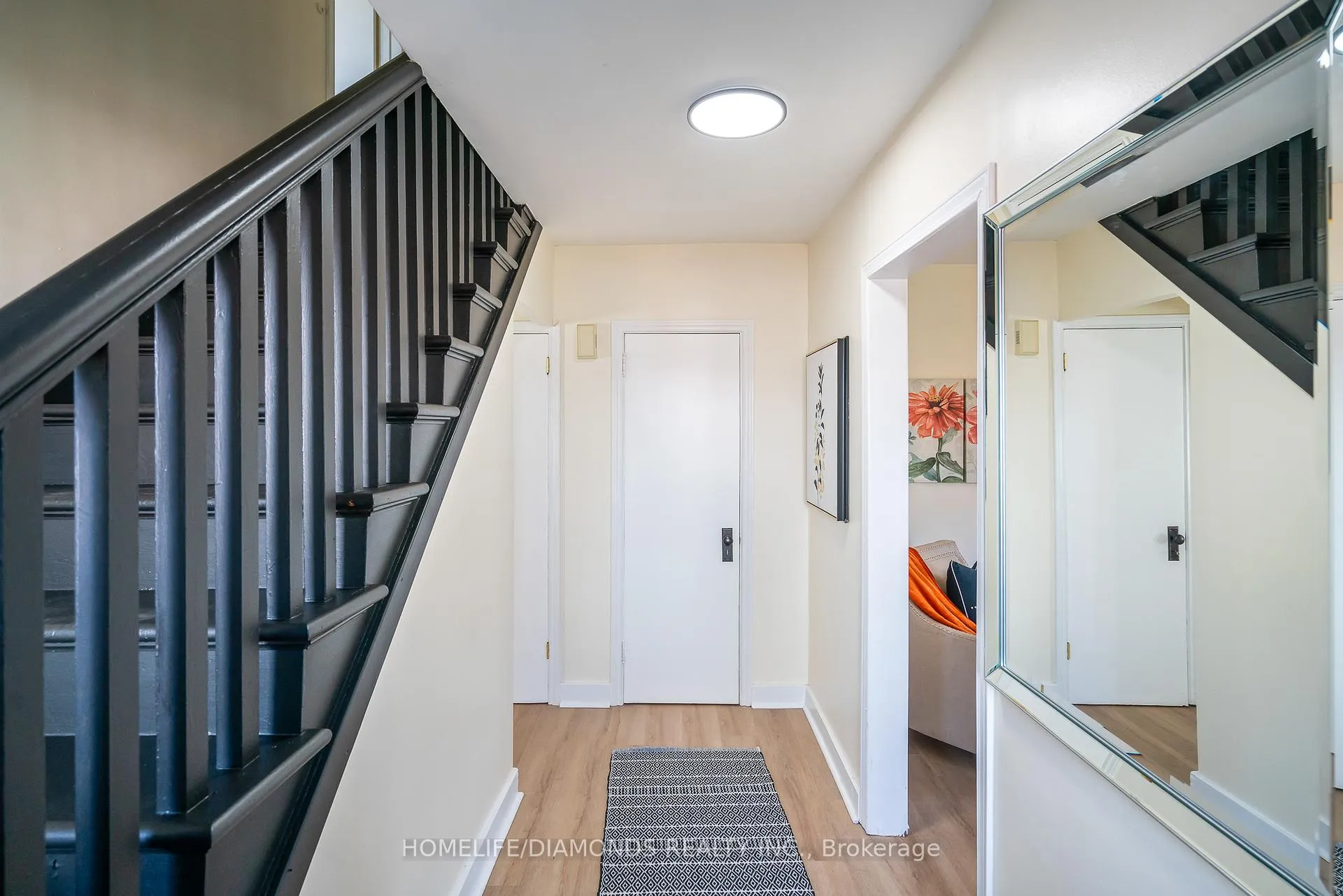 Photo 6 of 5782 Byng Avenue, Niagara Falls, Hospital — HOMEH