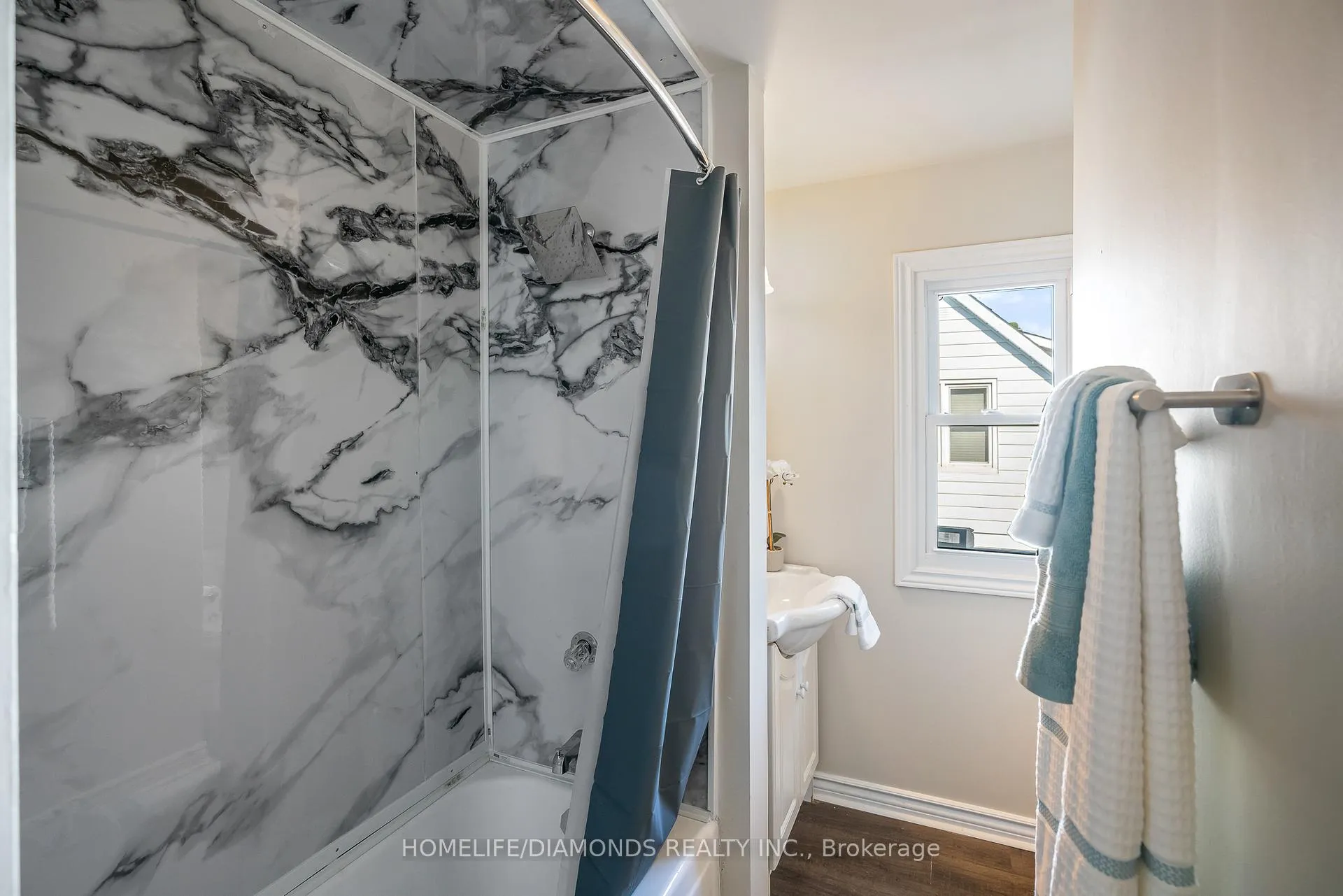 Photo 17 of 5782 Byng Avenue, Niagara Falls, Hospital — HOMEH