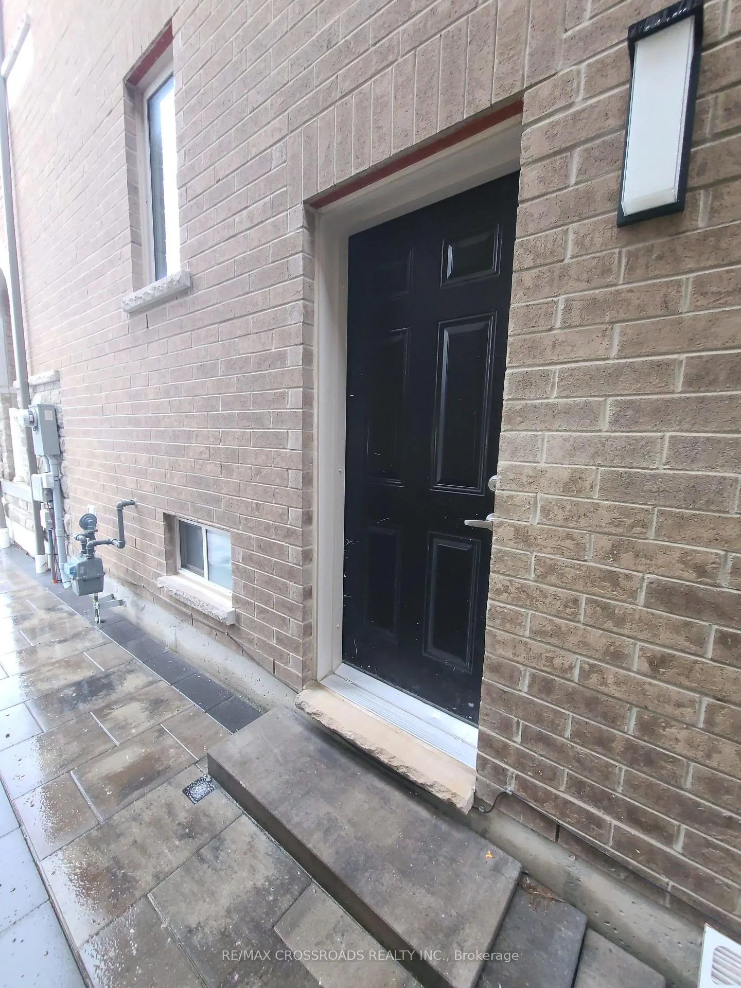 Photo 2 of 2407 Florentine Place, Pickering, Rural Pickering — HOMEH