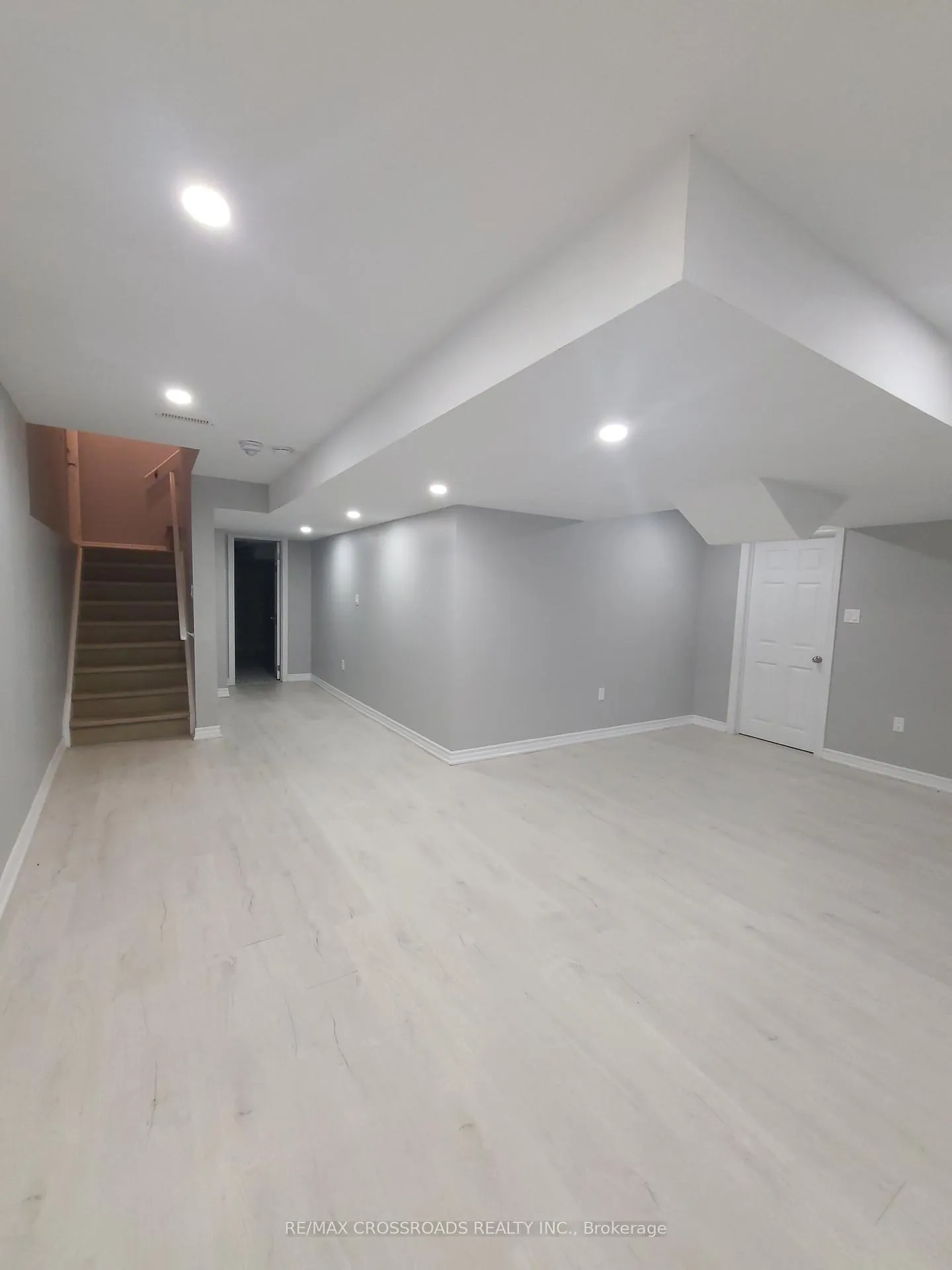 Photo 5 of 2407 Florentine Place, Pickering, Rural Pickering — HOMEH