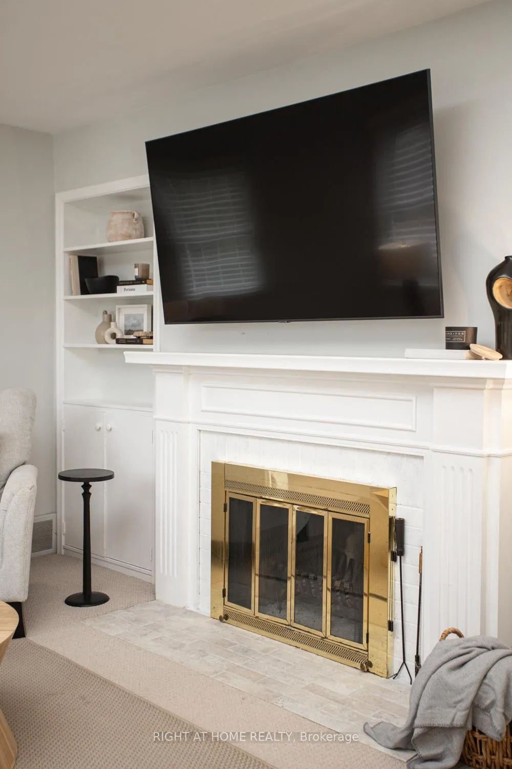 Photo 5 of 52 Highland Avenue, Barrie, Codrington — HOMEH