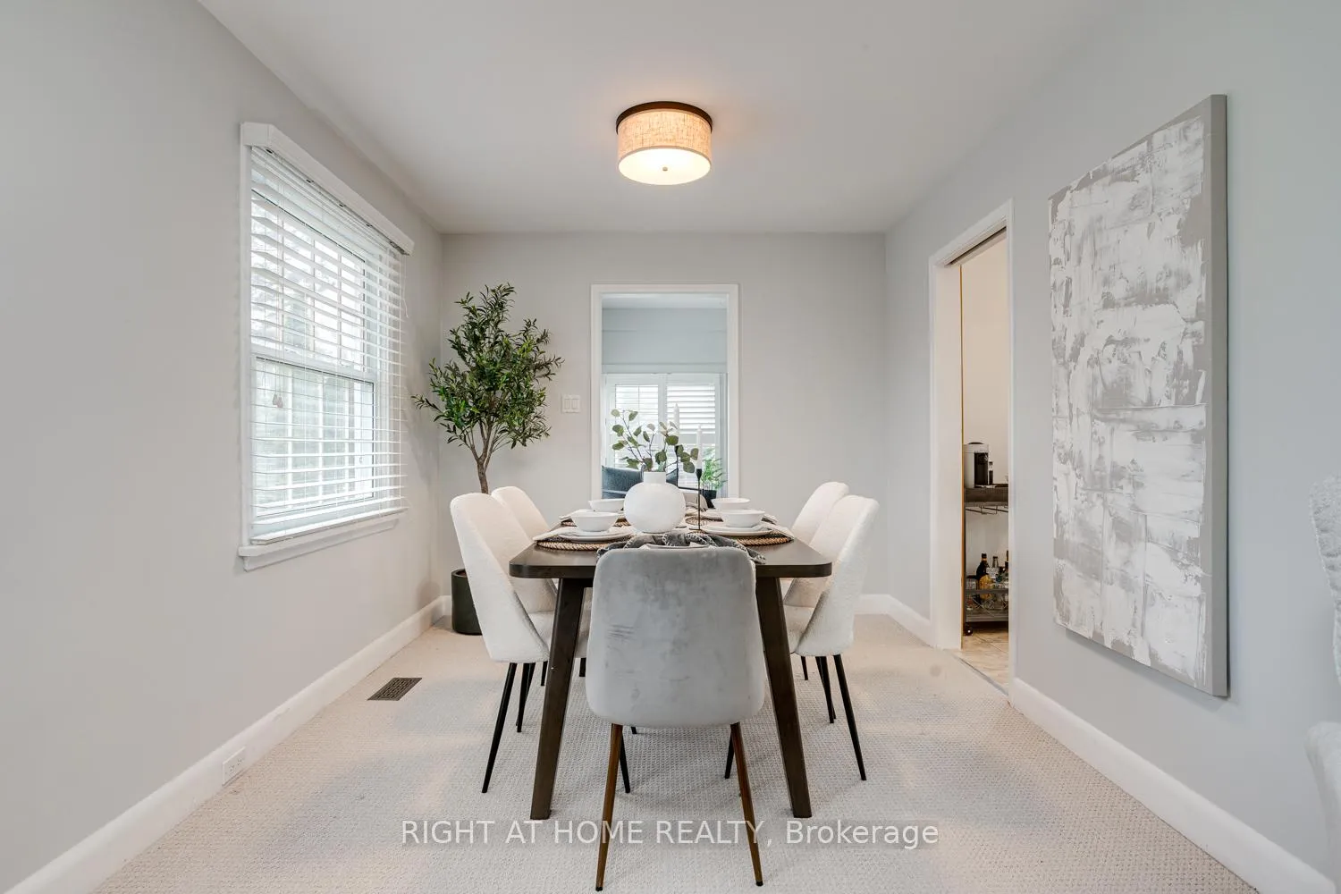 Photo 8 of 52 Highland Avenue, Barrie, Codrington — HOMEH