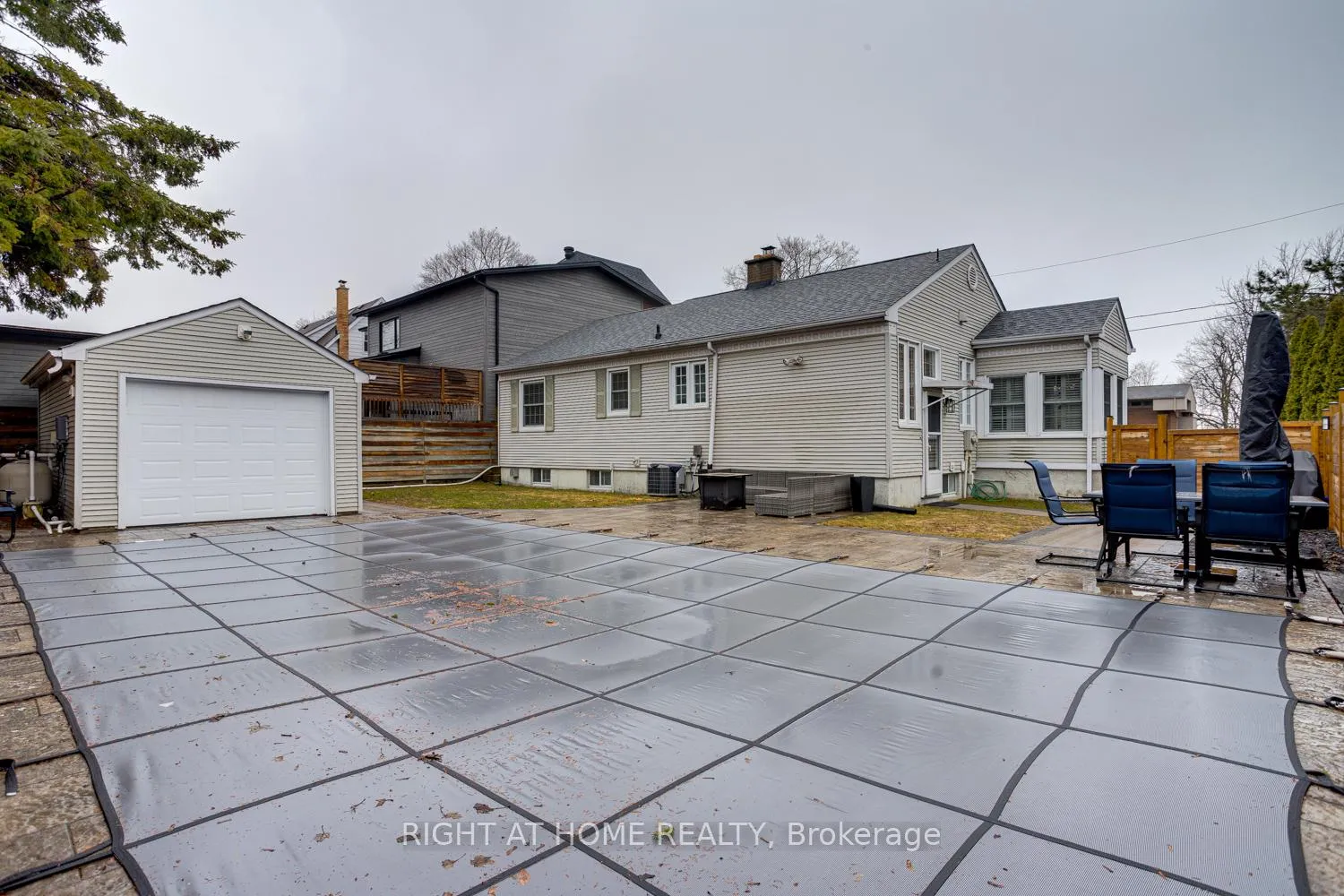 Photo 30 of 52 Highland Avenue, Barrie, Codrington — HOMEH