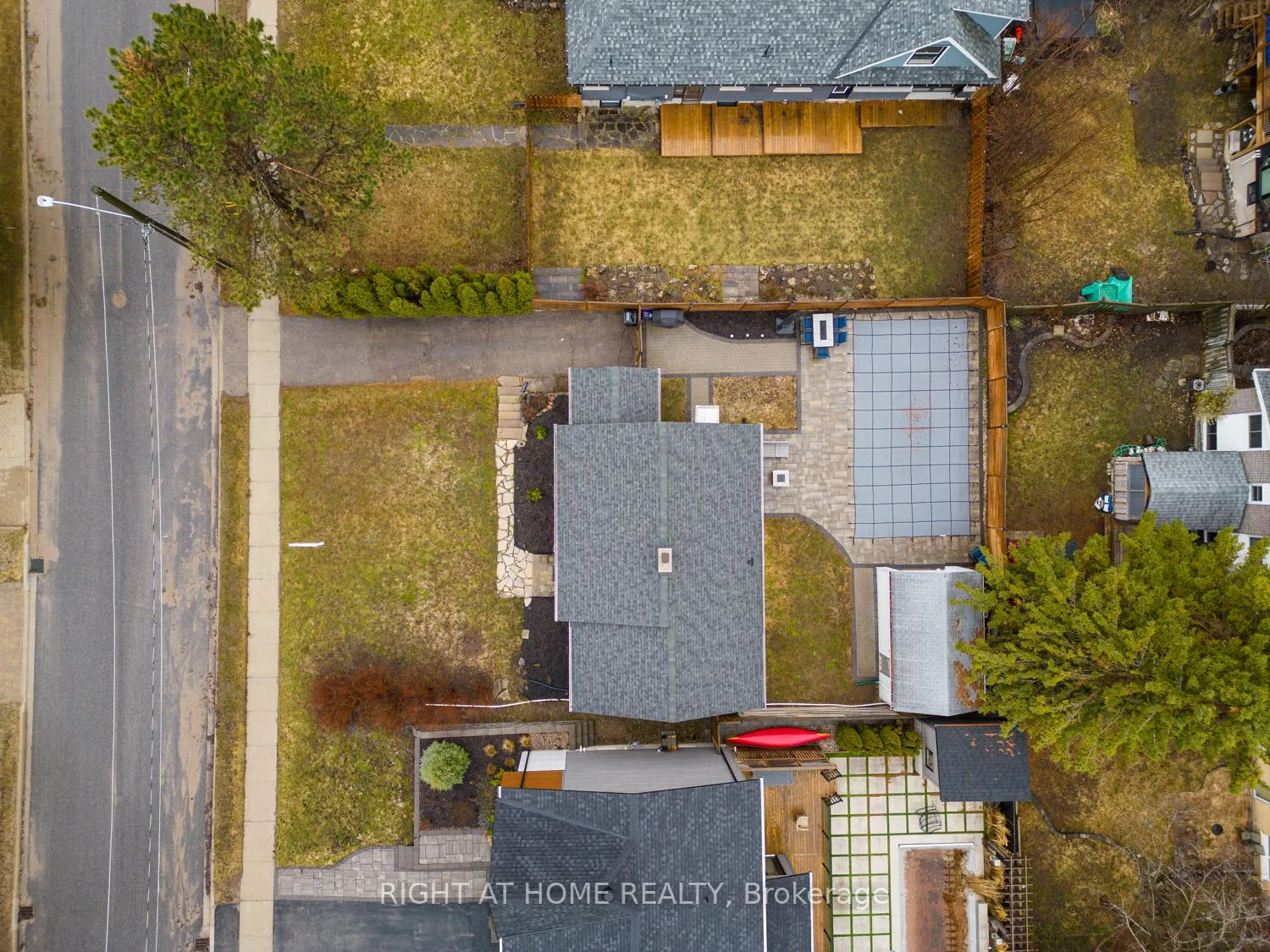 Photo 31 of 52 Highland Avenue, Barrie, Codrington — HOMEH
