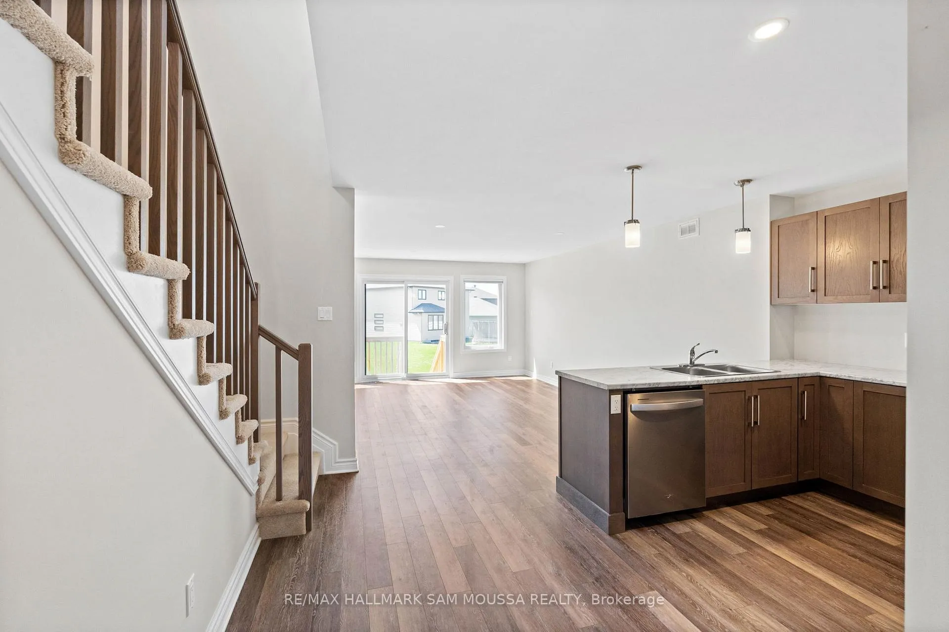 Photo 7 of 72 O'Donovan Drive, Carleton Place — HOMEH