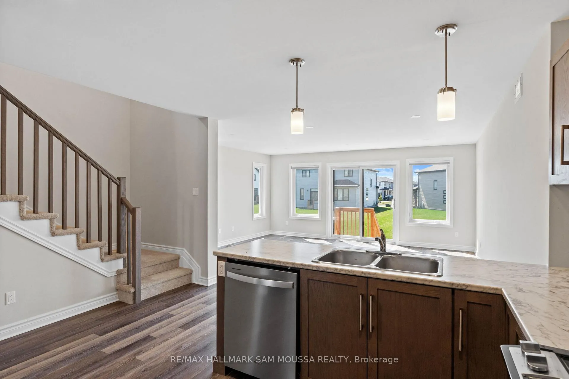 Photo 10 of 72 O'Donovan Drive, Carleton Place — HOMEH