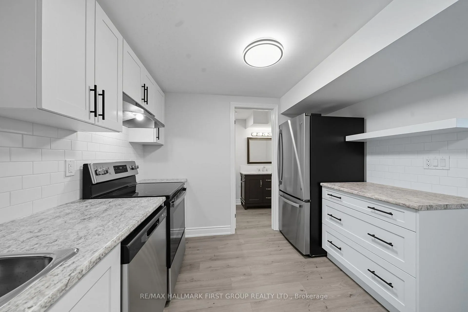 Photo 11 of 126 Buyson Crescent, Clarington, Courtice — HOMEH